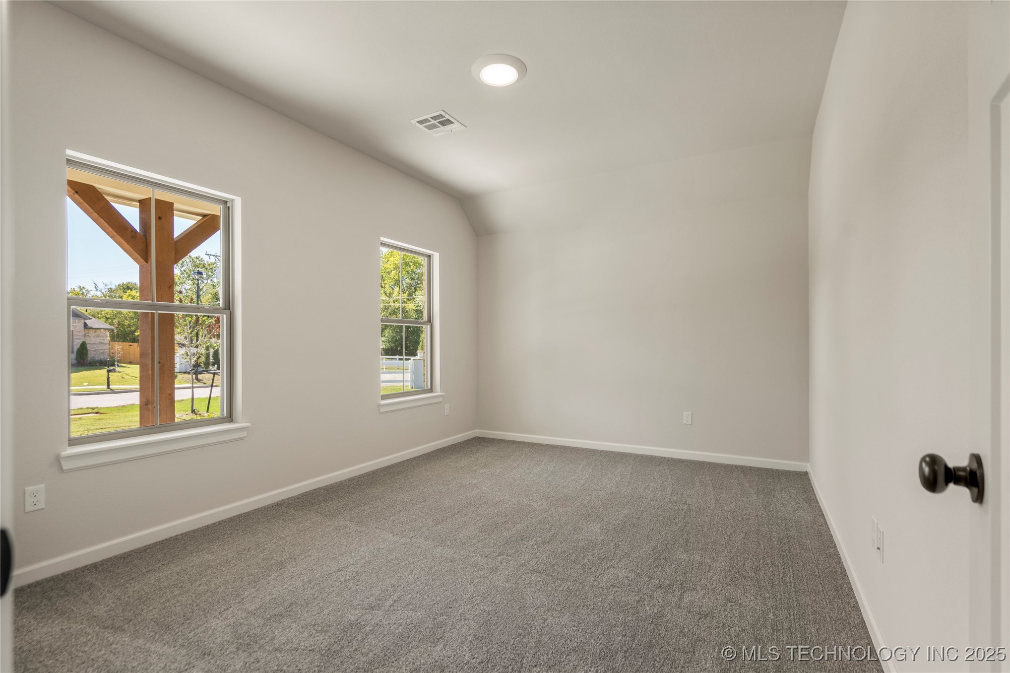 1505 N 71st Street Property Photo 15