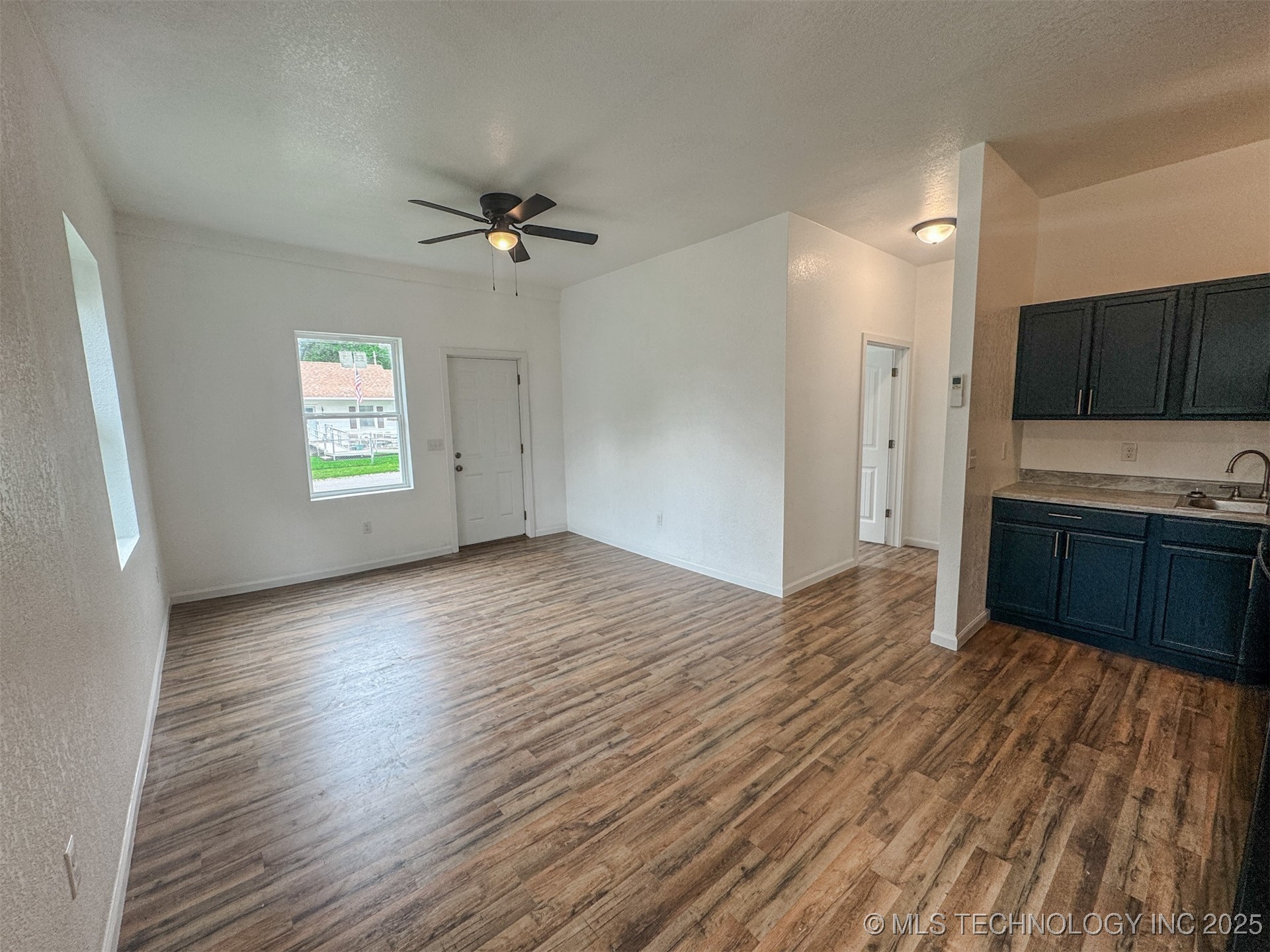 916 Coy Avenue Property Photo 9