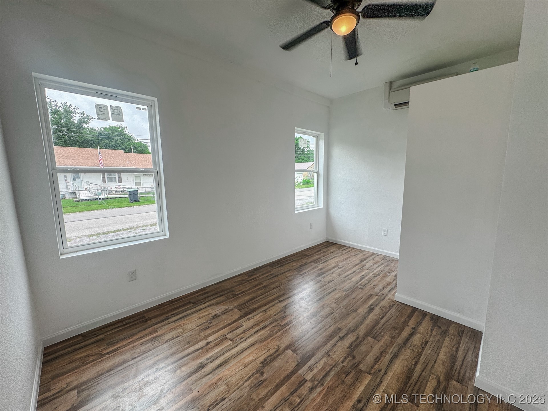 916 Coy Avenue Property Photo 15