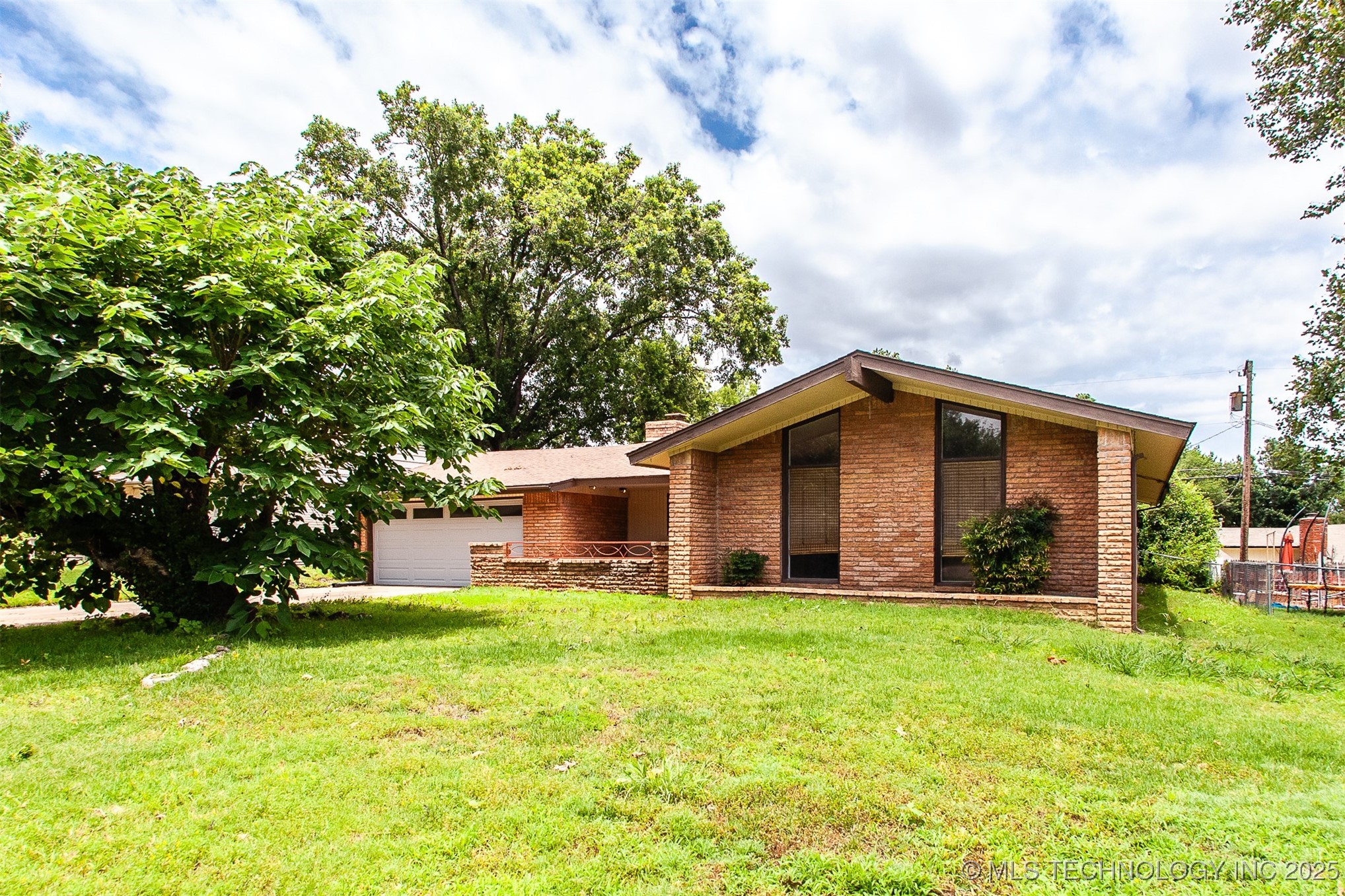 7025 E 58th Place Property Photo