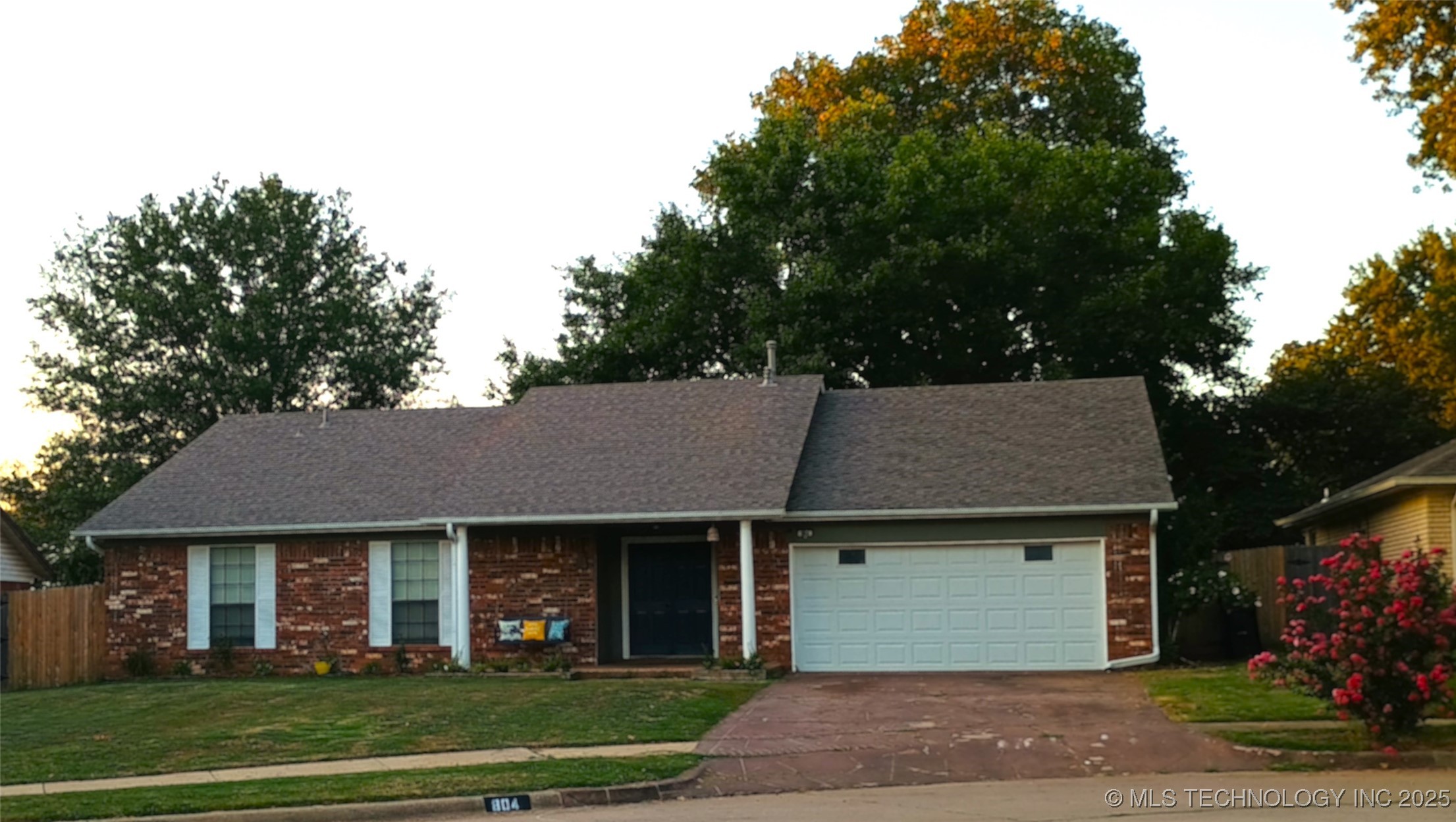 804 W Glendale Street Property Photo