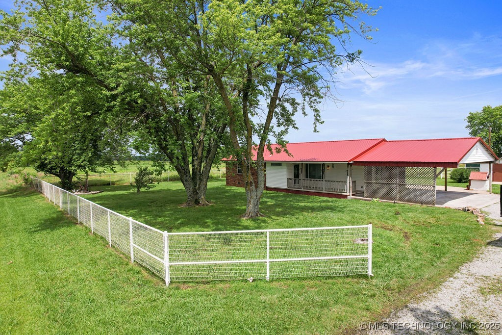 14831 Highway 412 E Property Photo 1