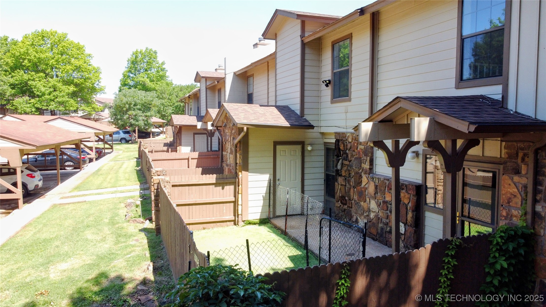 6370 S 80th East Avenue E Property Photo 1