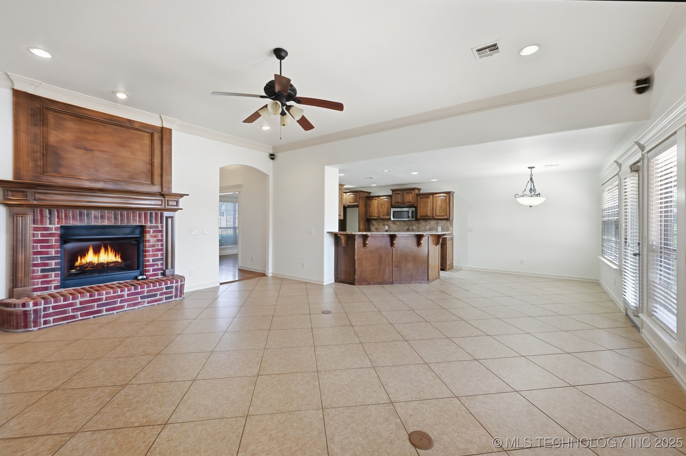 9200 E 92nd Place North Property Photo 10