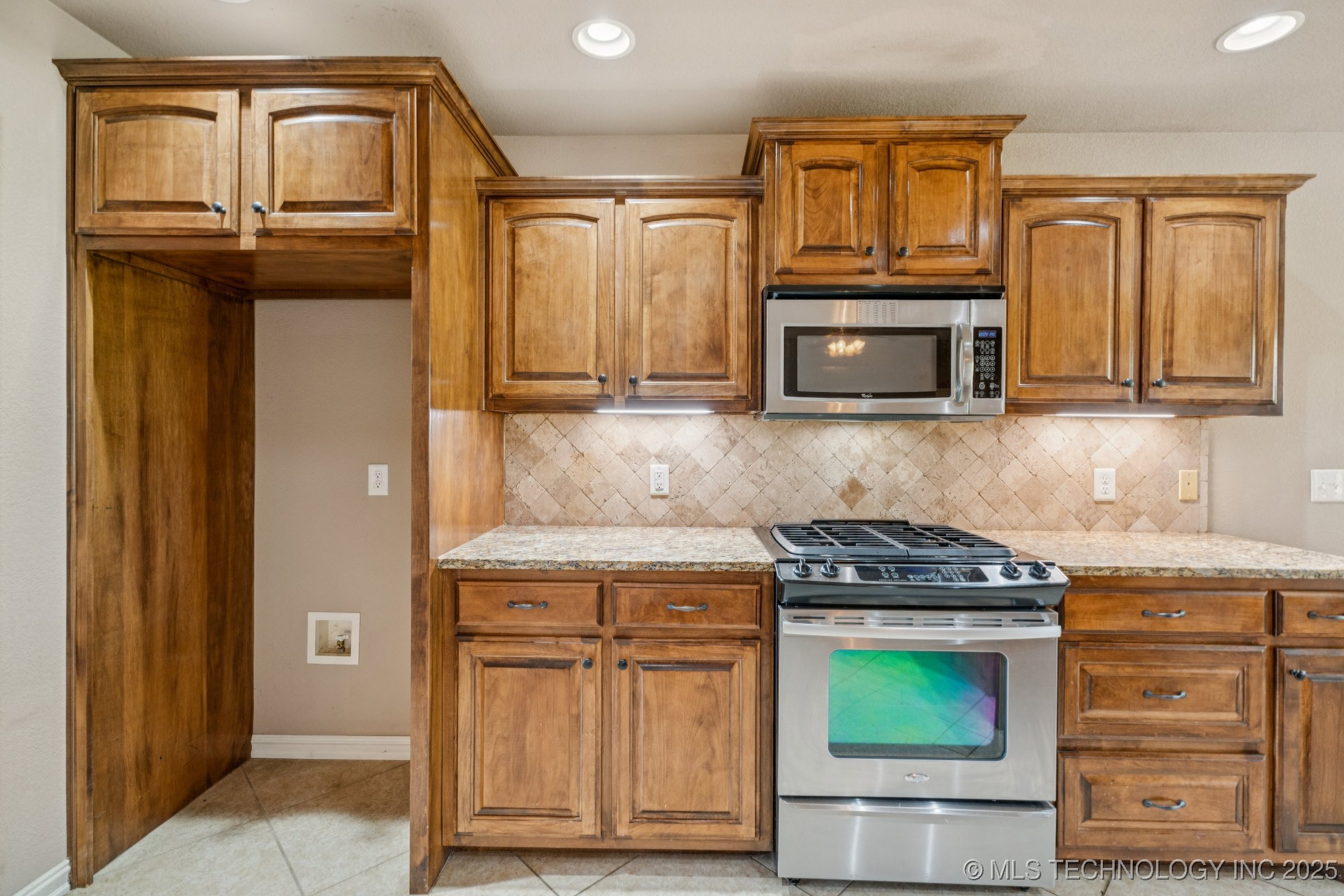 9200 E 92nd Place North Property Photo 18