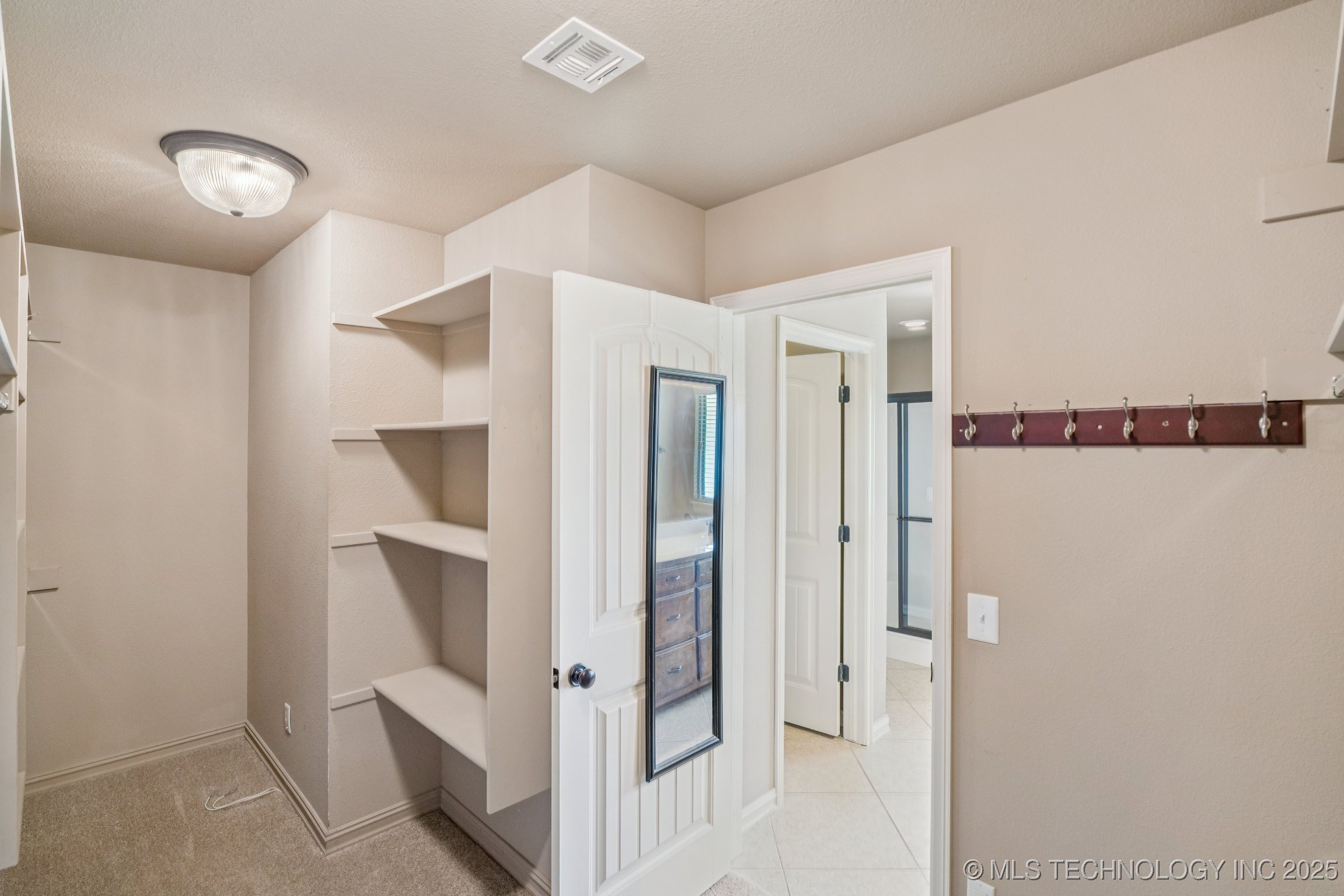 9200 E 92nd Place North Property Photo 25