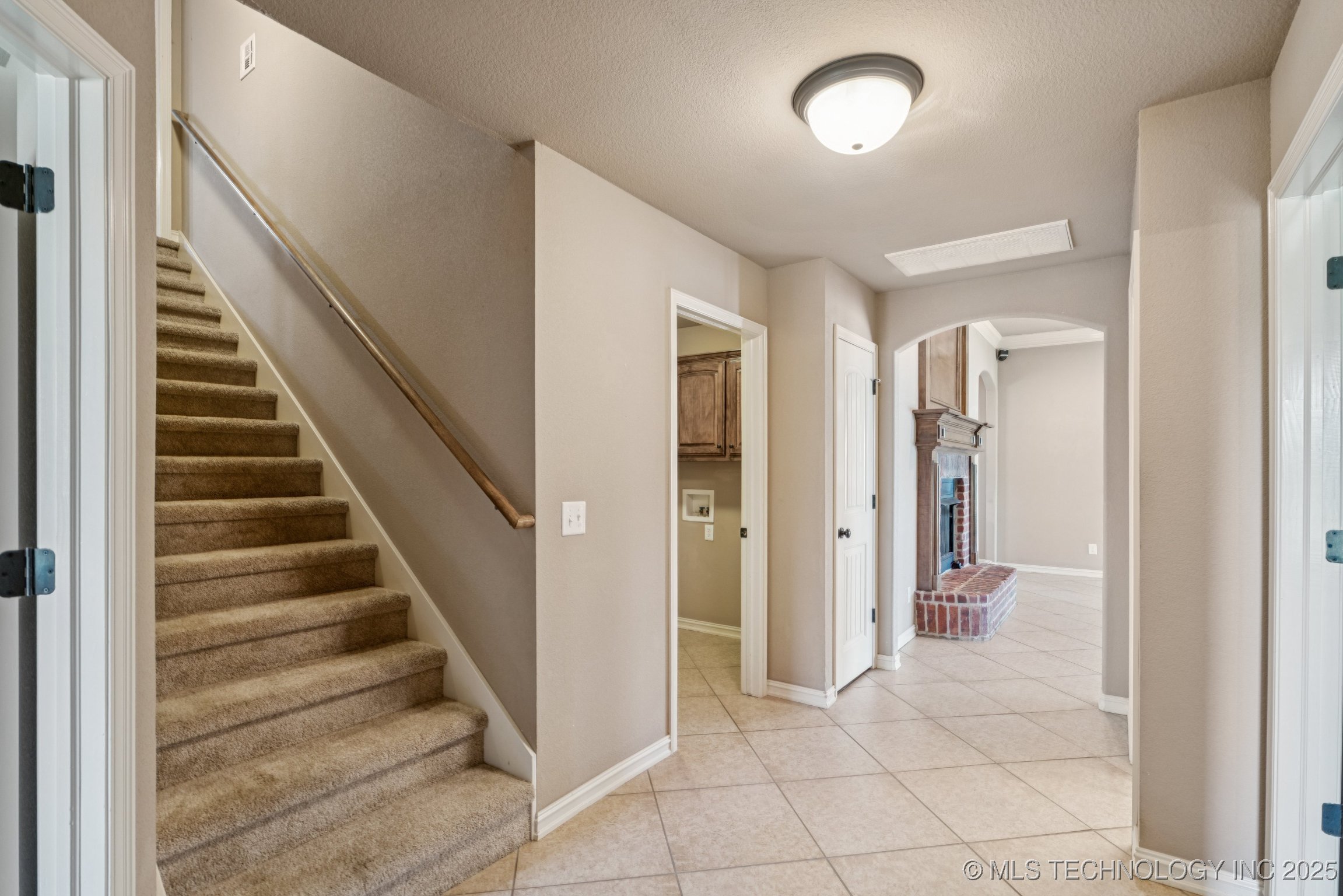 9200 E 92nd Place North Property Photo 31