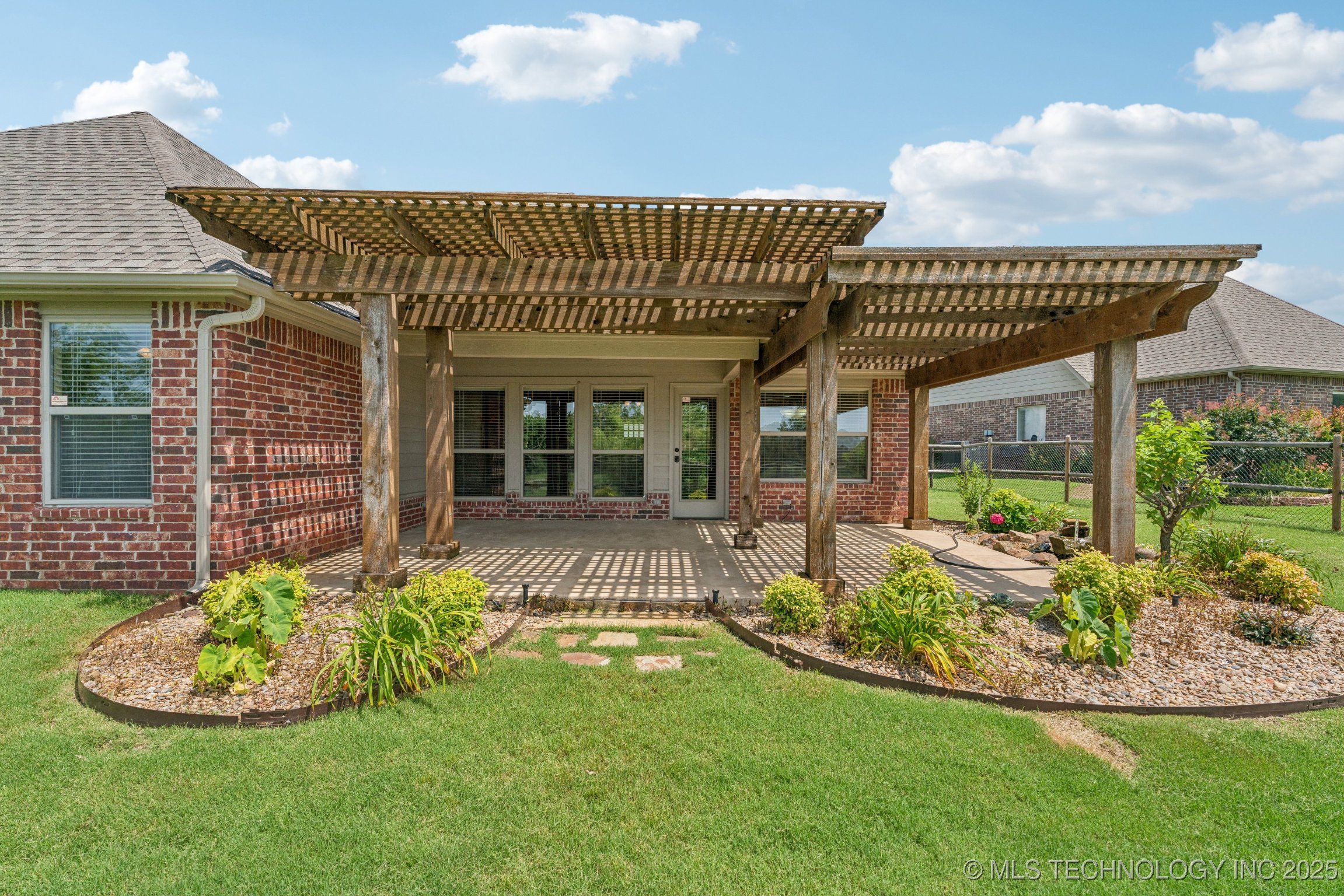 9200 E 92nd Place North Property Photo 36