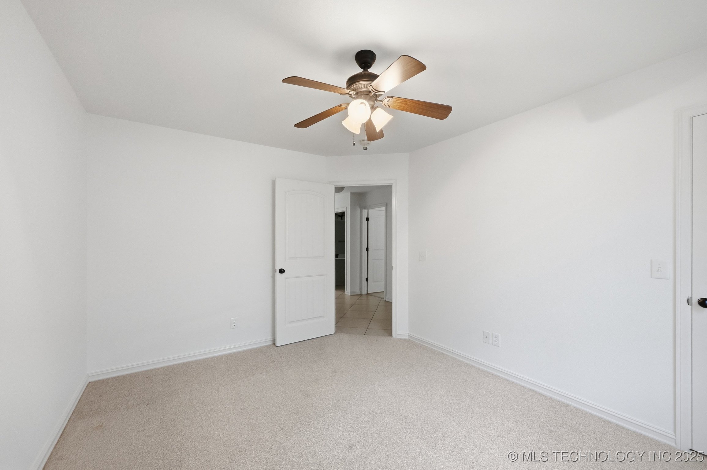 9200 E 92nd Place North Property Photo 55