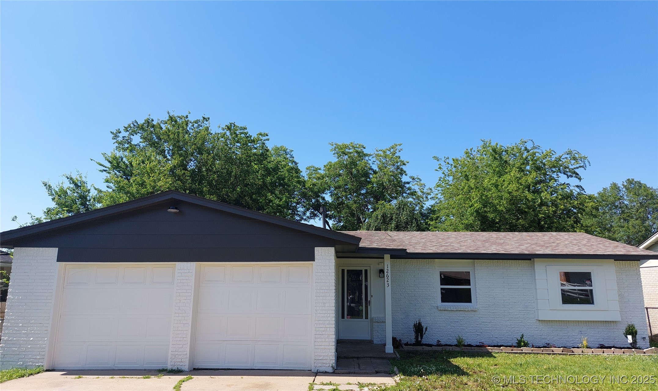 12623 E 19th Street Property Photo 1