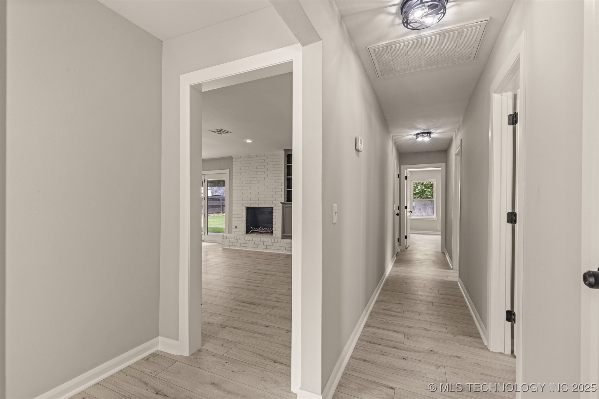 9421 S 69th East Avenue Property Photo 20