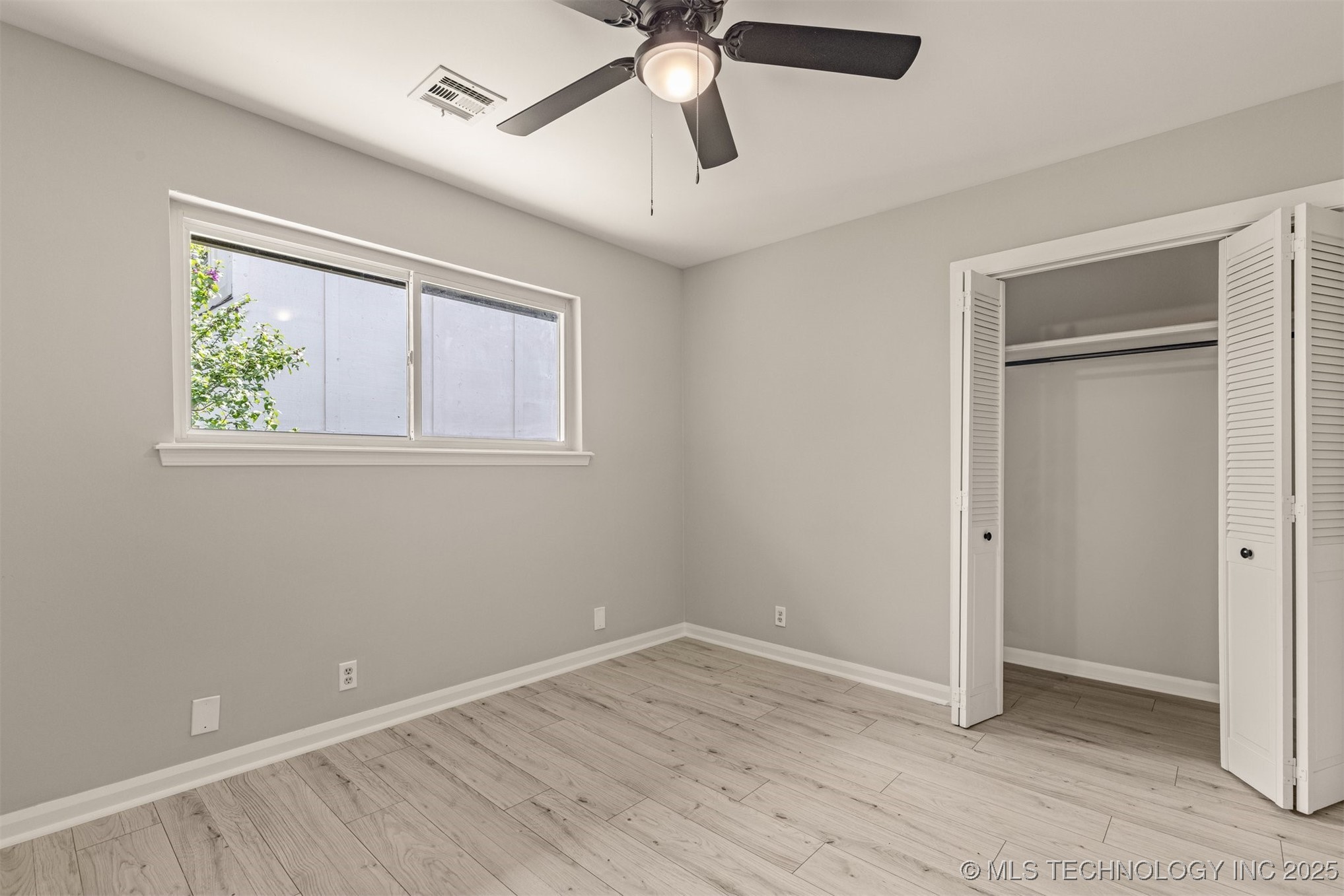 9421 S 69th East Avenue Property Photo 48