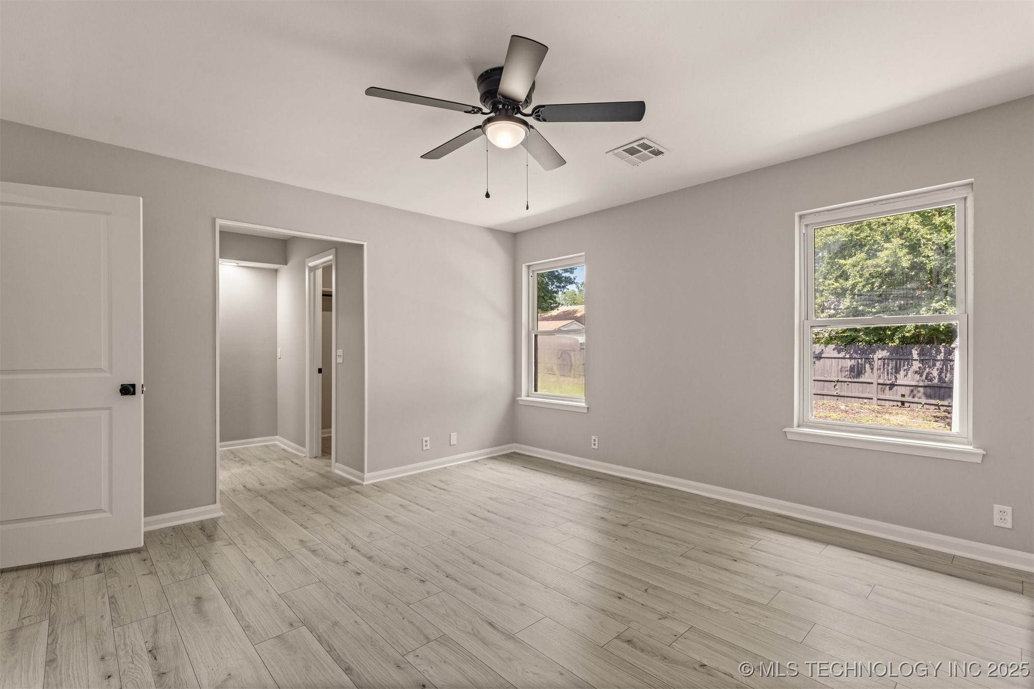 9421 S 69th East Avenue Property Photo 51