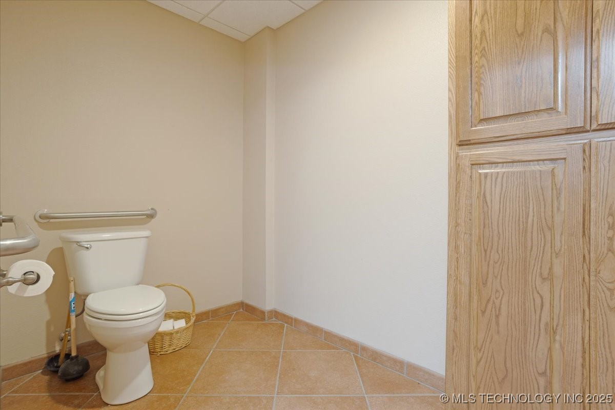 350 Nails Crossing Property Photo 31