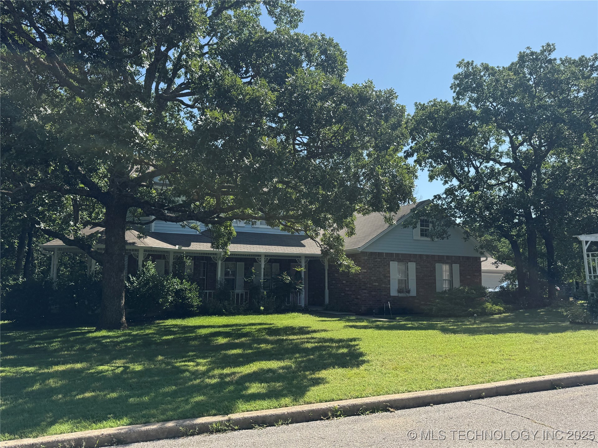 4525 Summit Place Property Photo