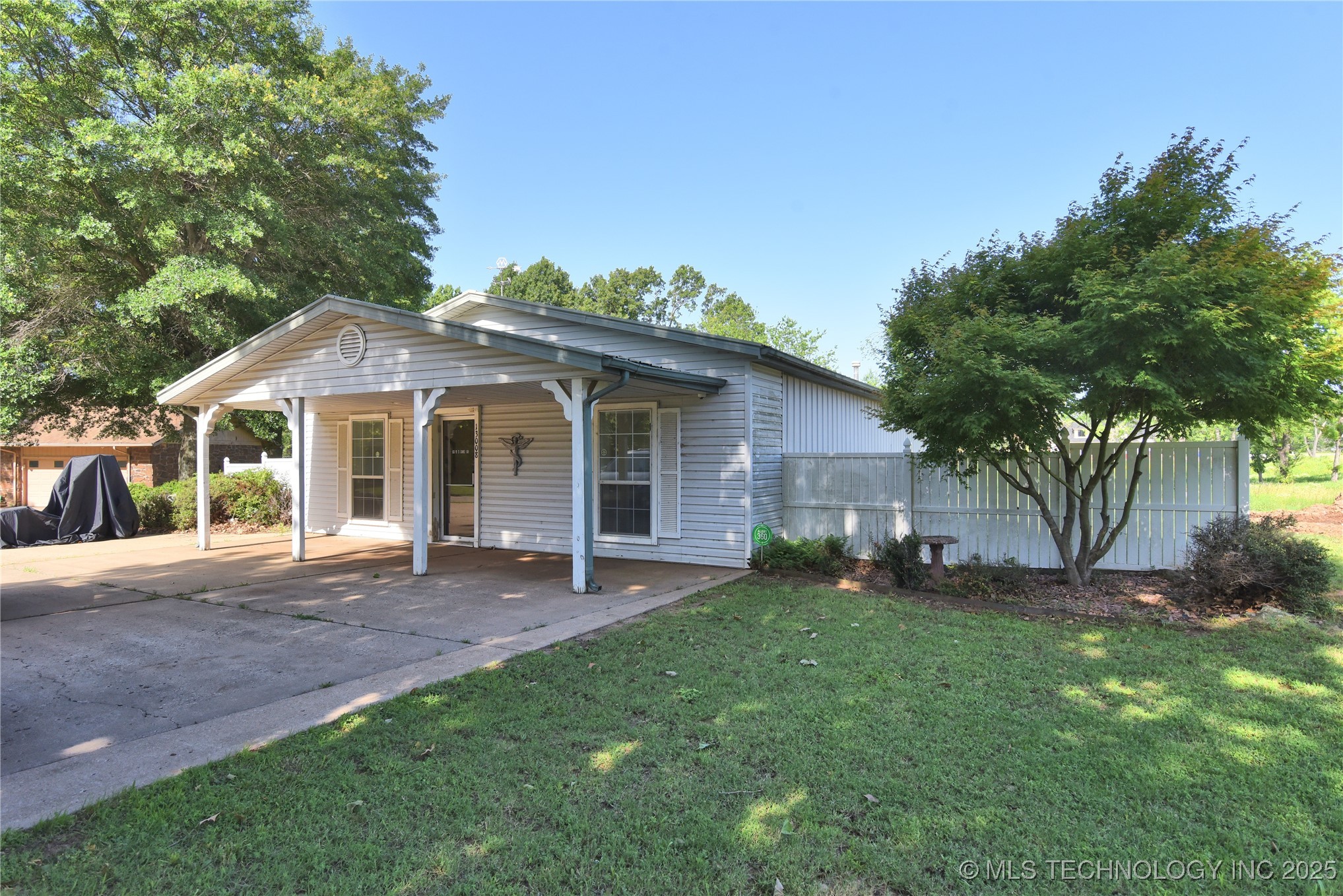 13008 S 193rd East Avenue Property Photo