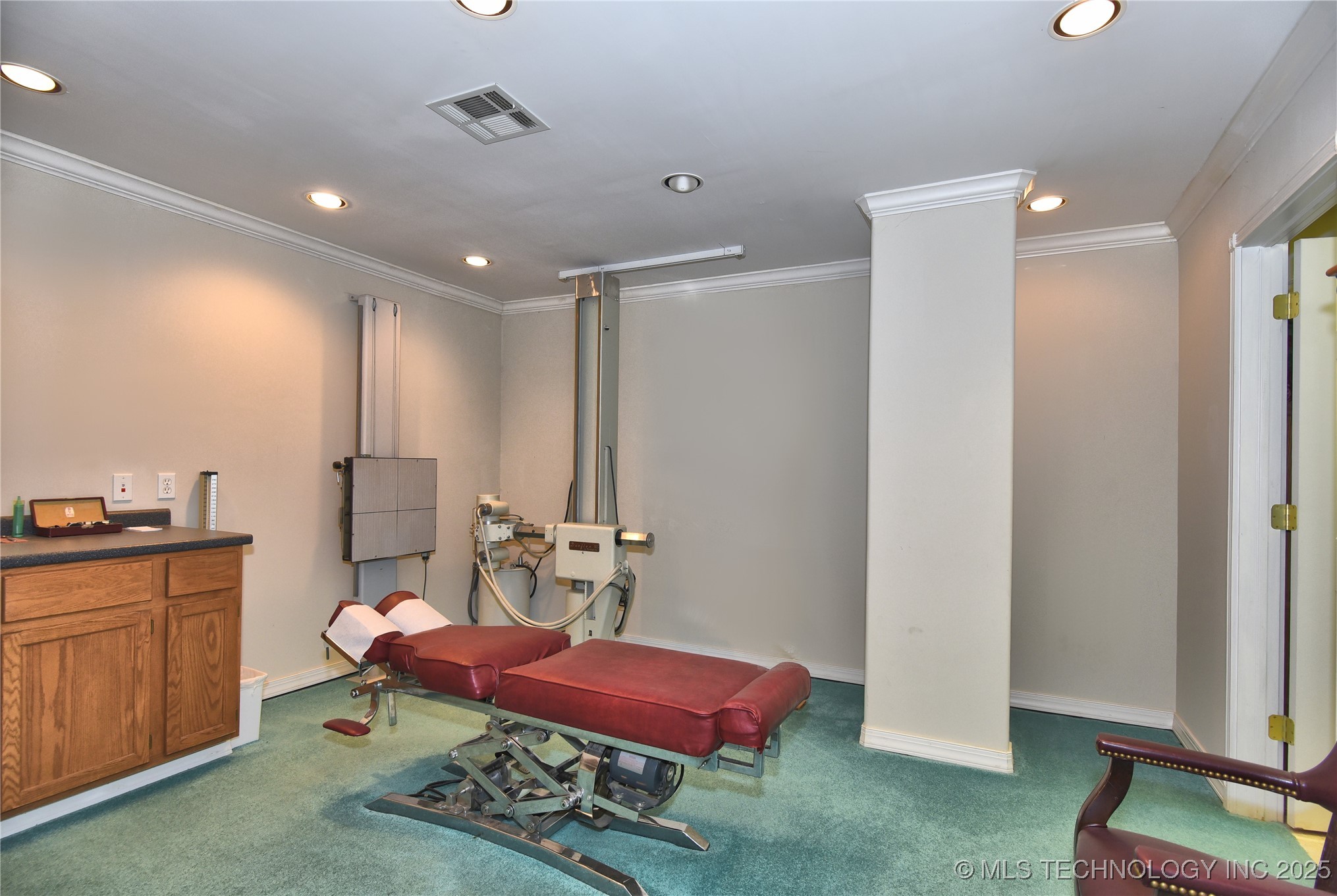 13008 S 193rd East Avenue Property Photo 9