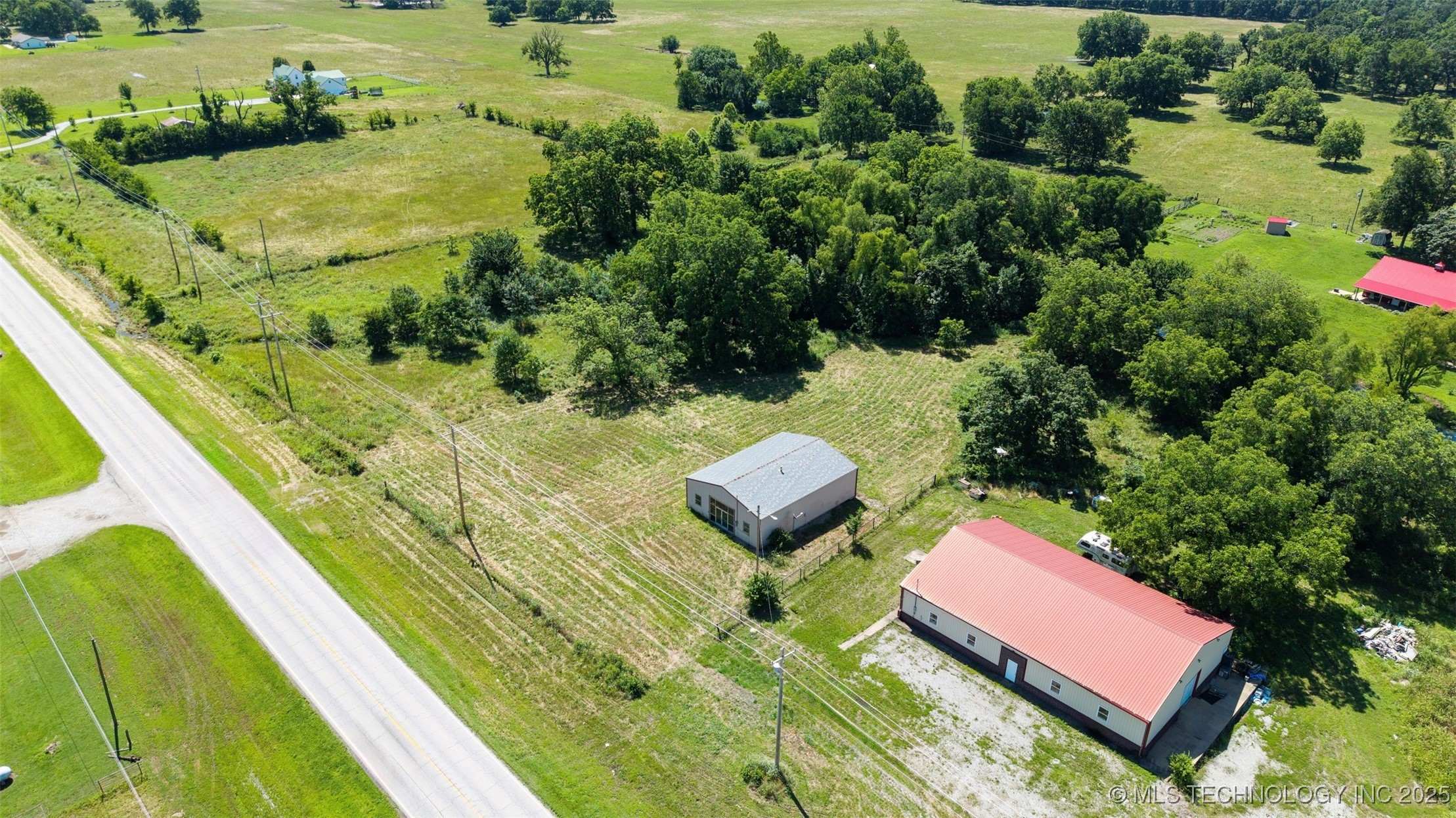 54091 E Hwy 59 Property Photo 11