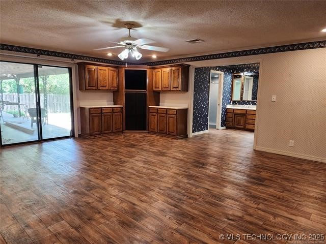 10 W Midland Property Photo 9