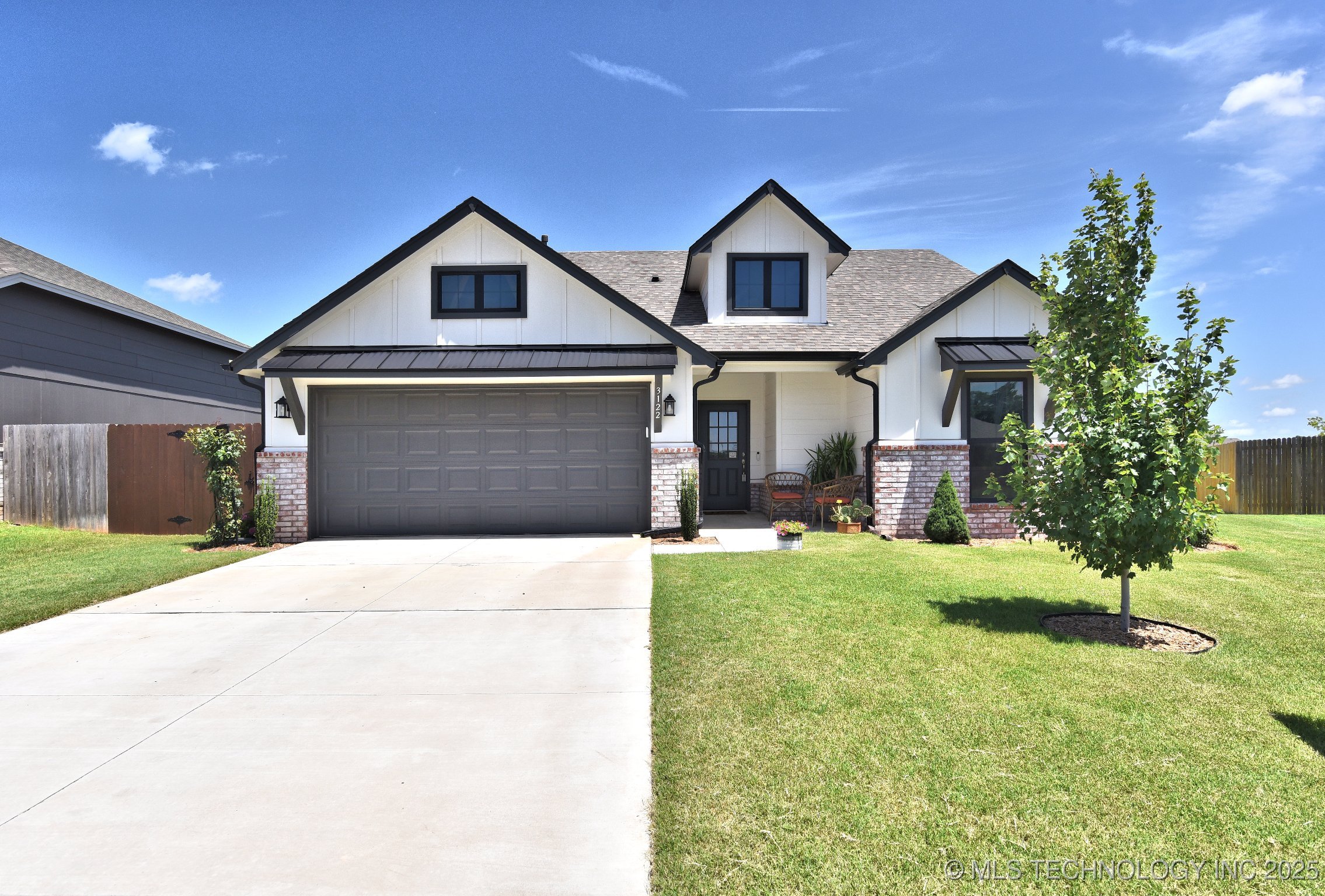 3122 W Baton Rouge Place Property Photo 1