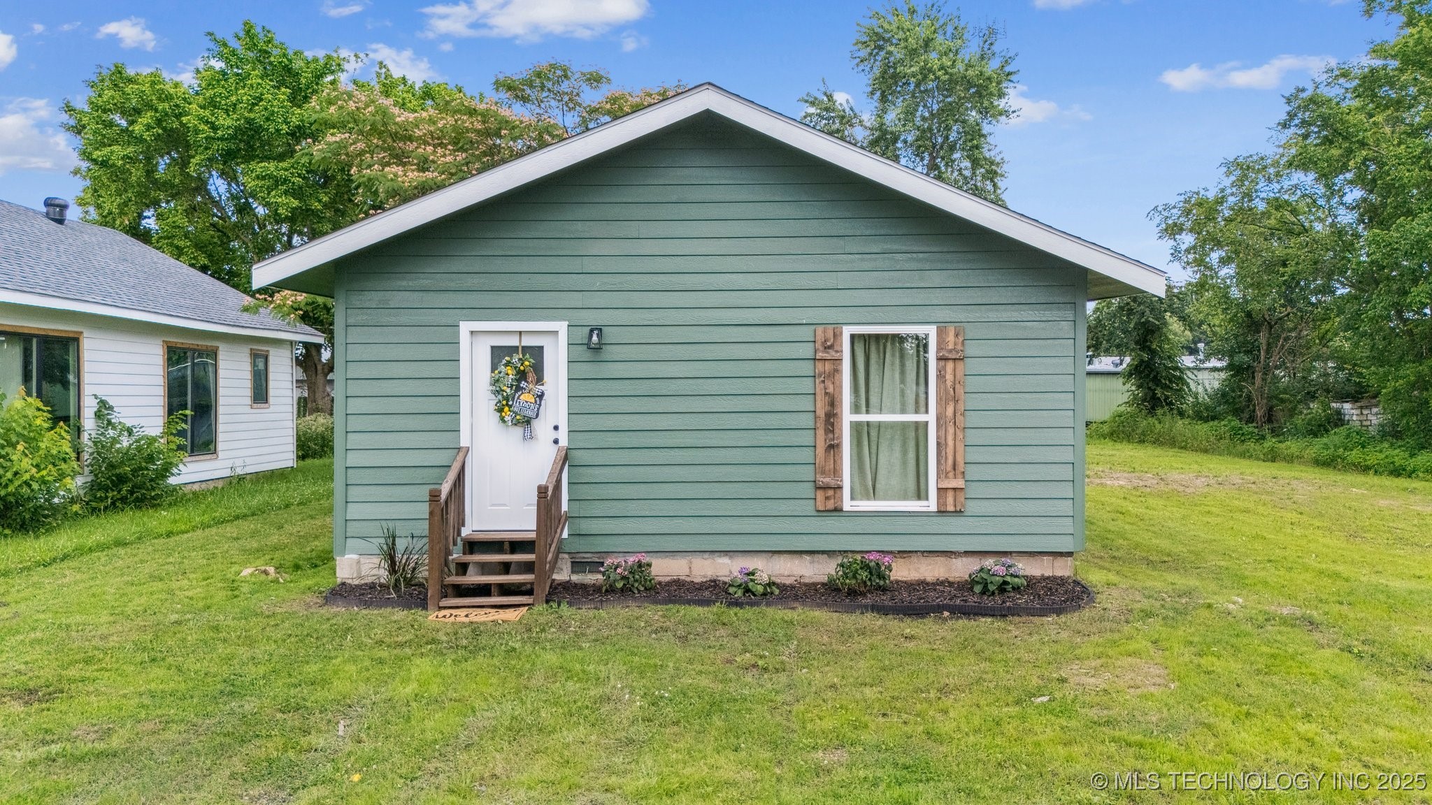 611 2nd Avenue Property Photo 1