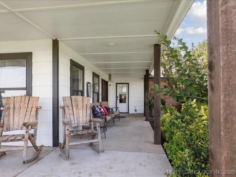 4270 S 4110 Road Property Photo 5