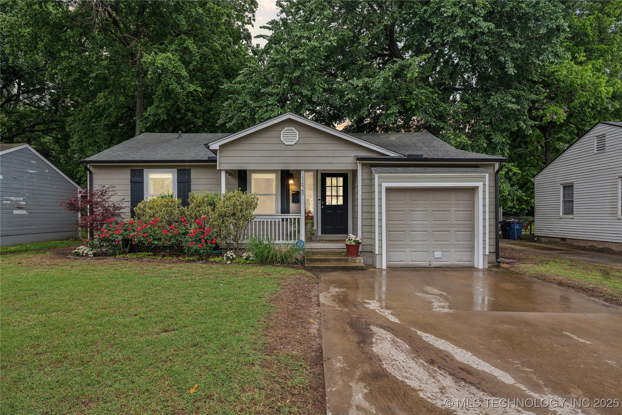 1628 E 45th Place Property Photo 29