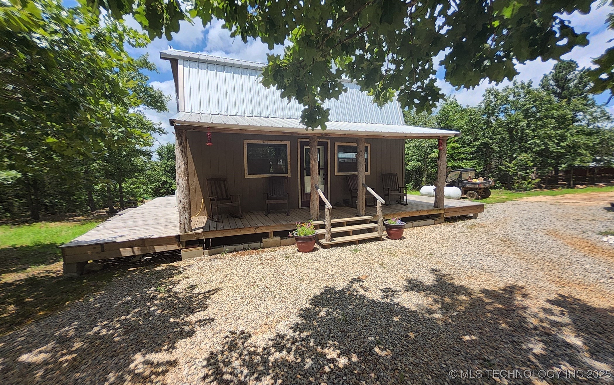 181103 W Sherman Road Property Photo 3