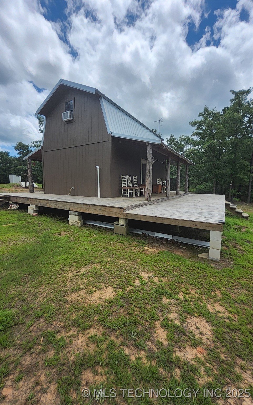 181103 W Sherman Road Property Photo 6