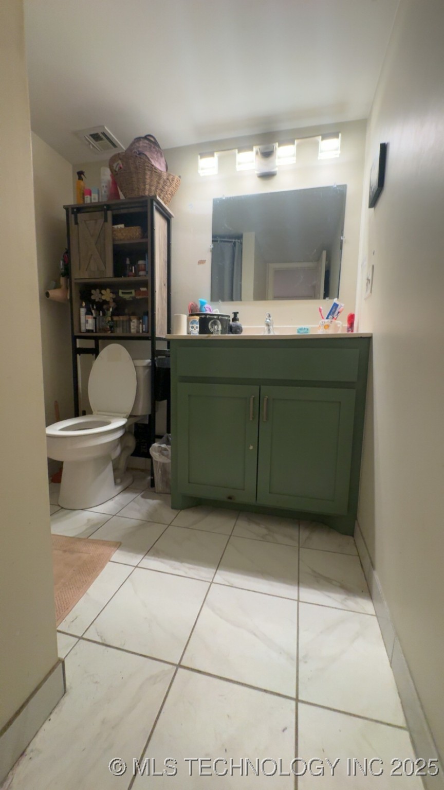 18240 S 80th West Avenue Property Photo 32