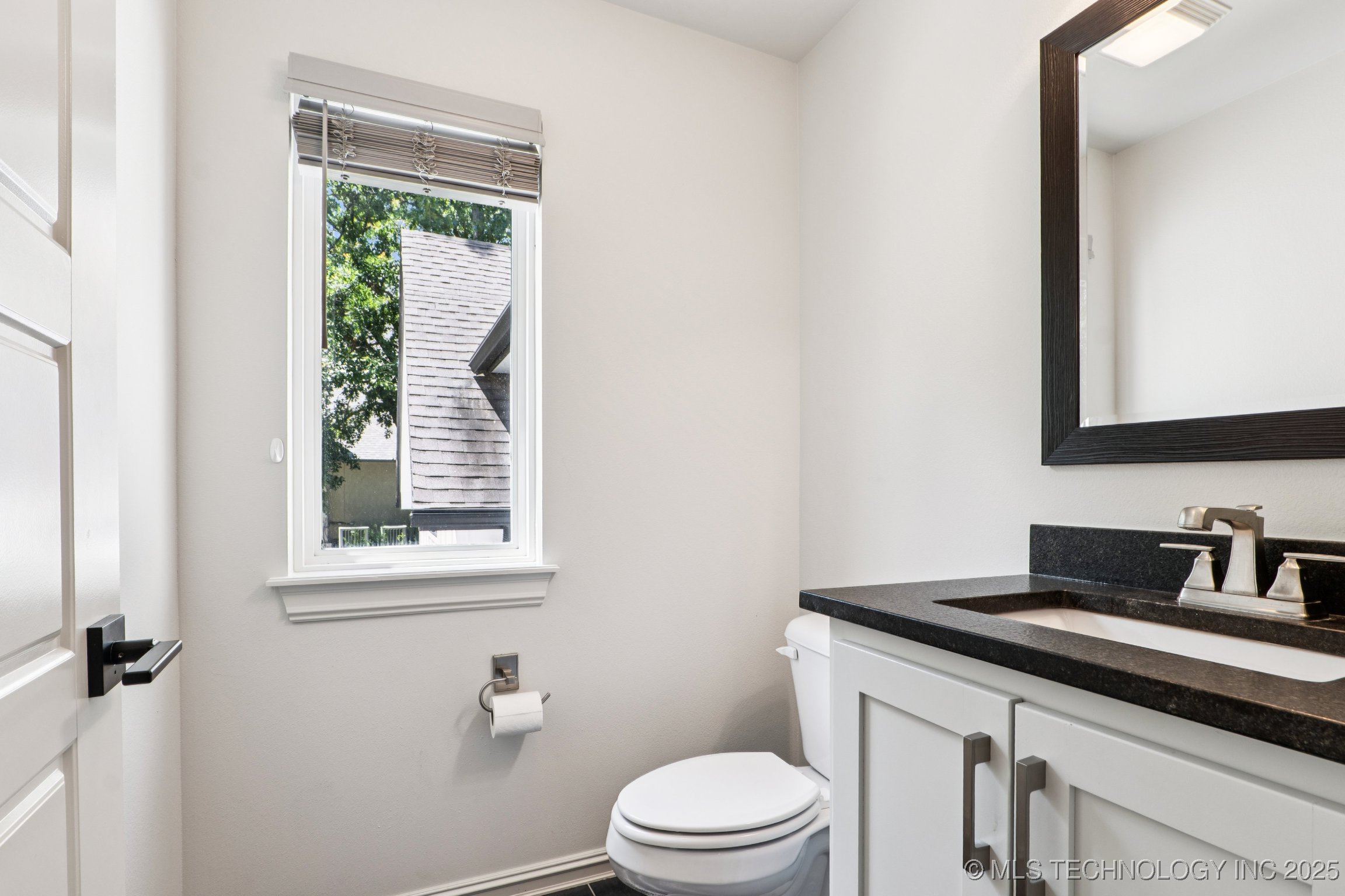 7604 S 6th Street Property Photo 39