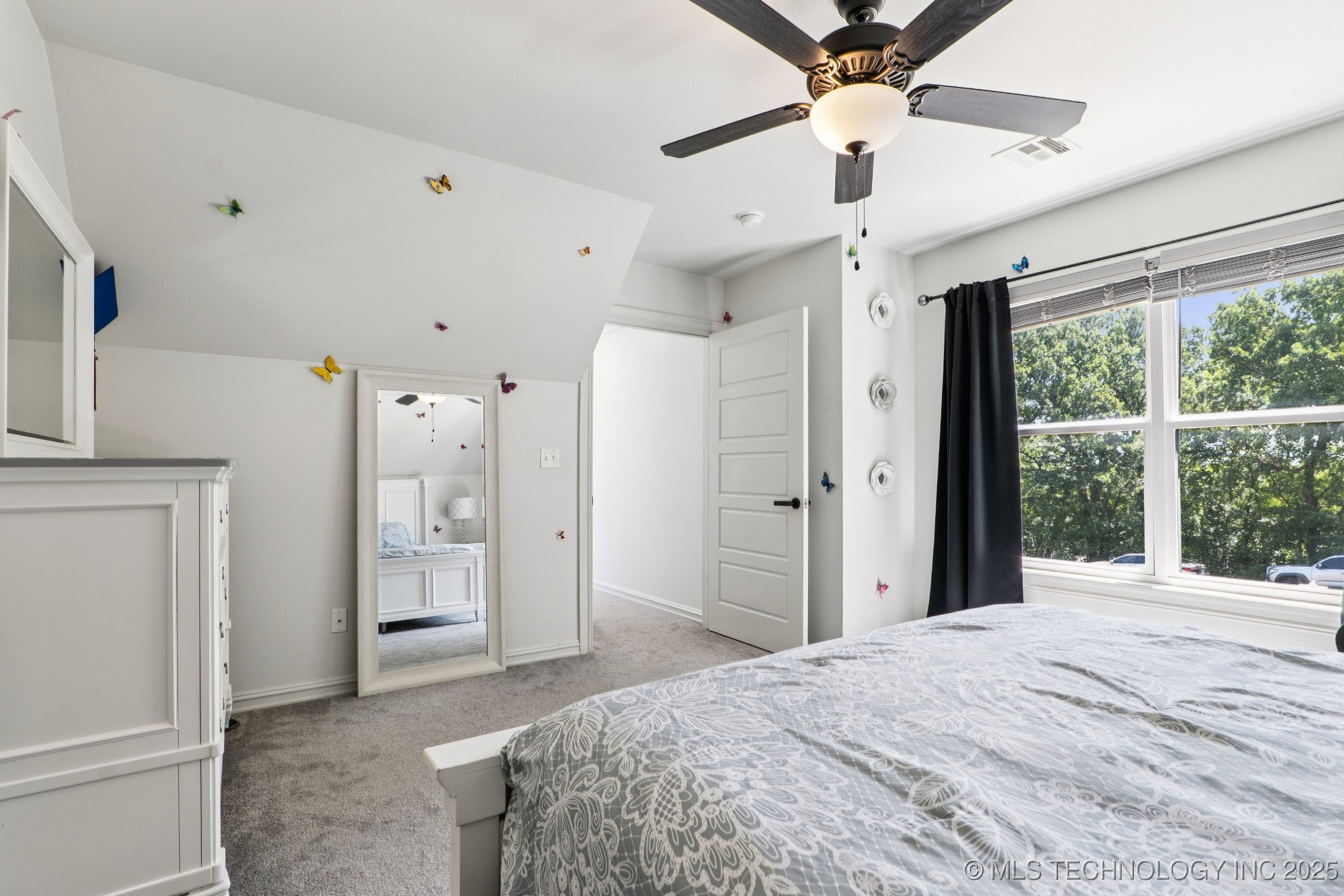 7604 S 6th Street Property Photo 41