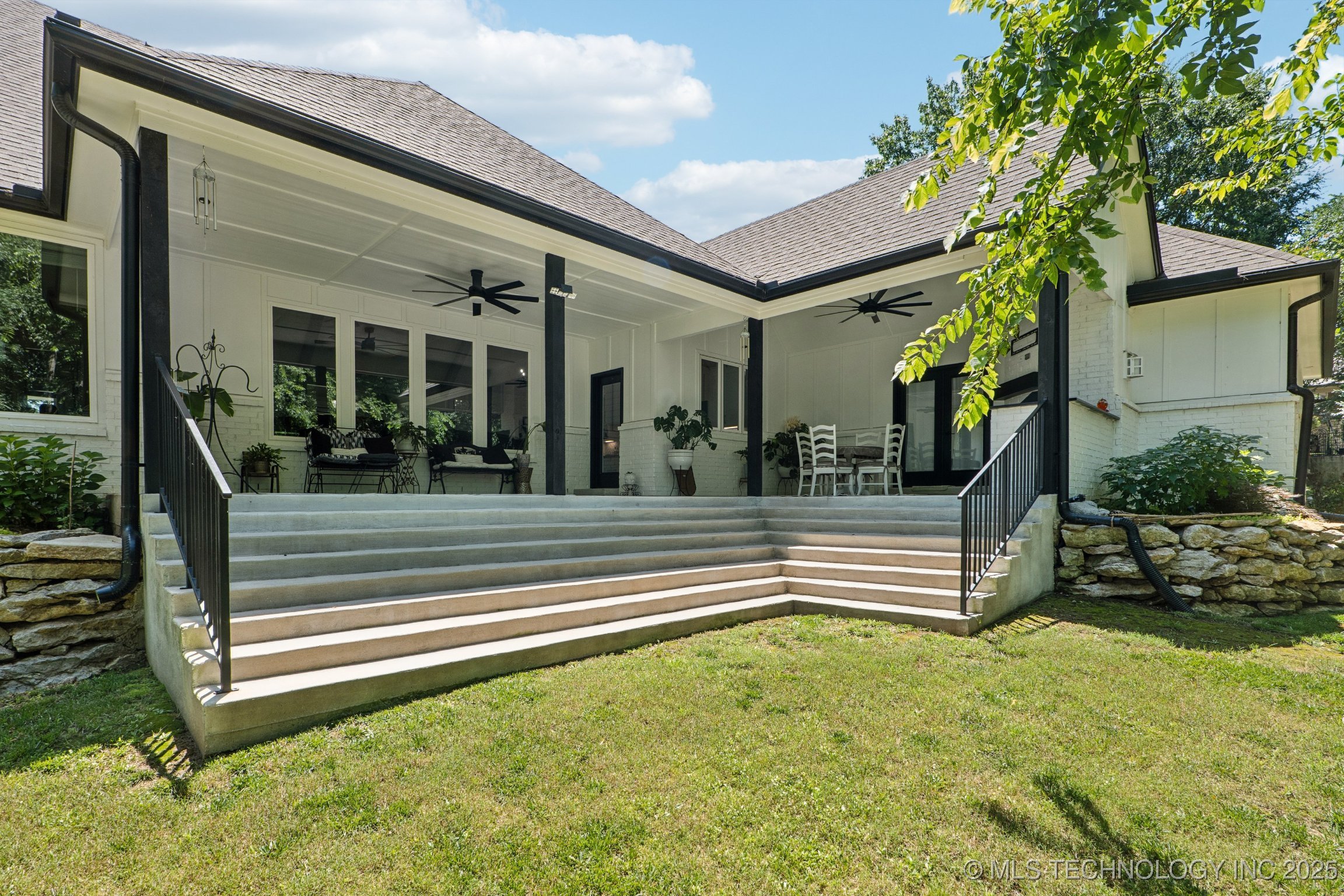 7604 S 6th Street Property Photo 53