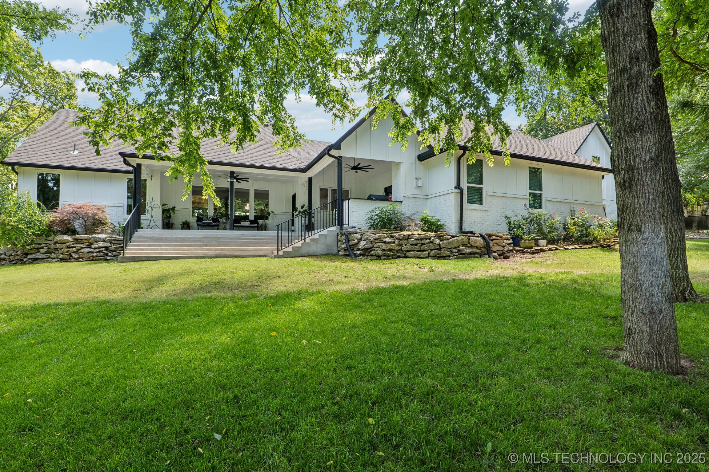 7604 S 6th Street Property Photo 54