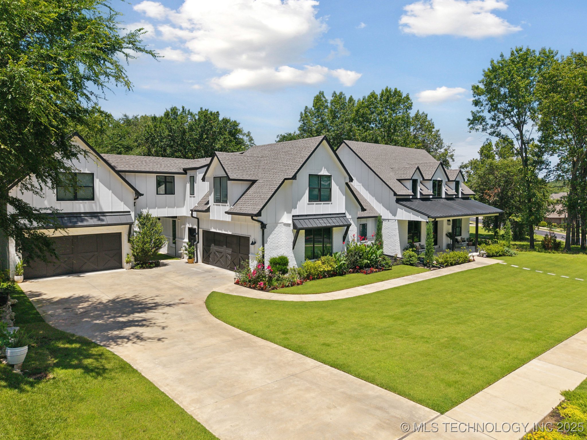 7604 S 6th Street Property Photo 57