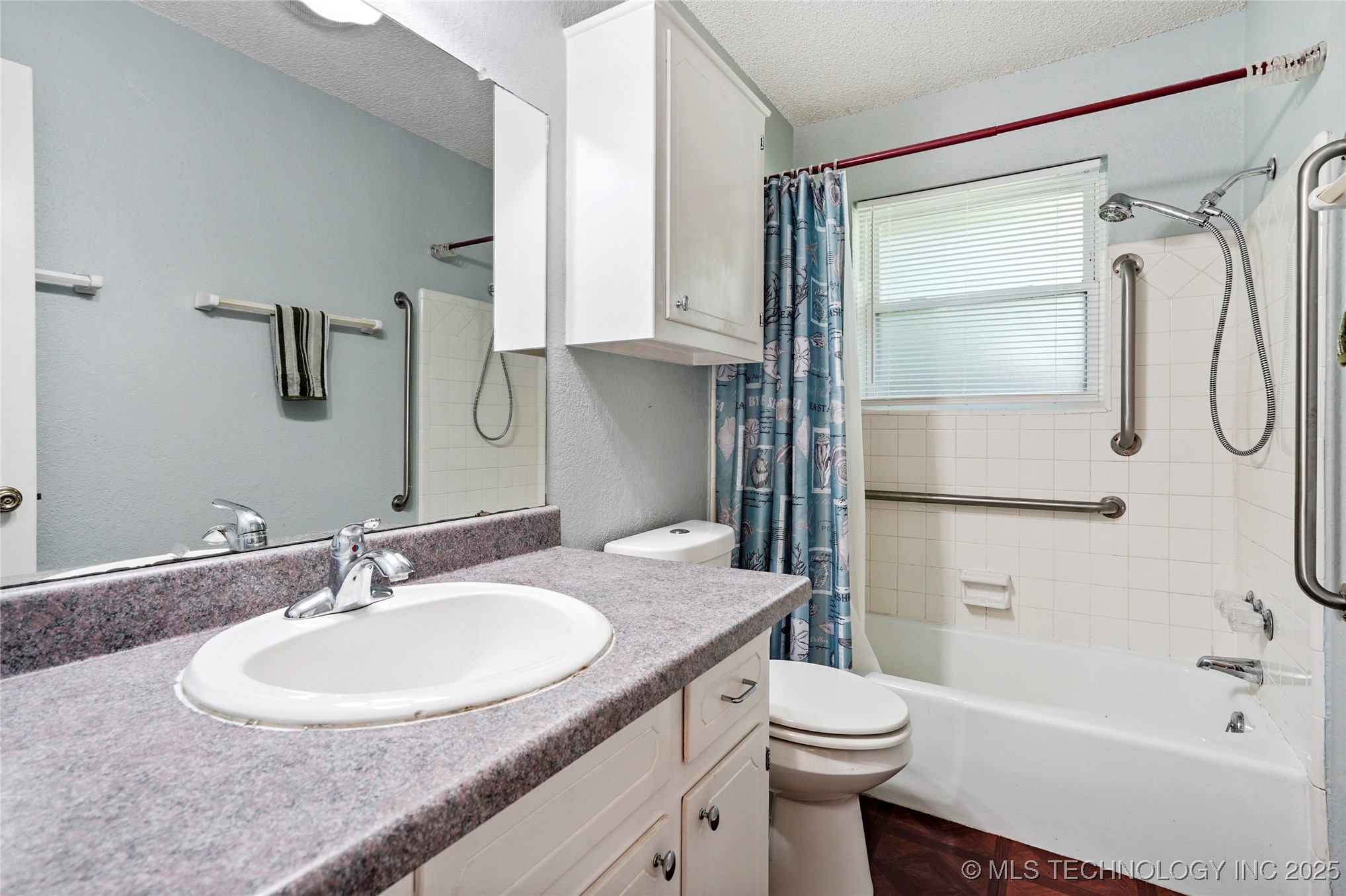 2030 W Richmond Street Property Photo 8