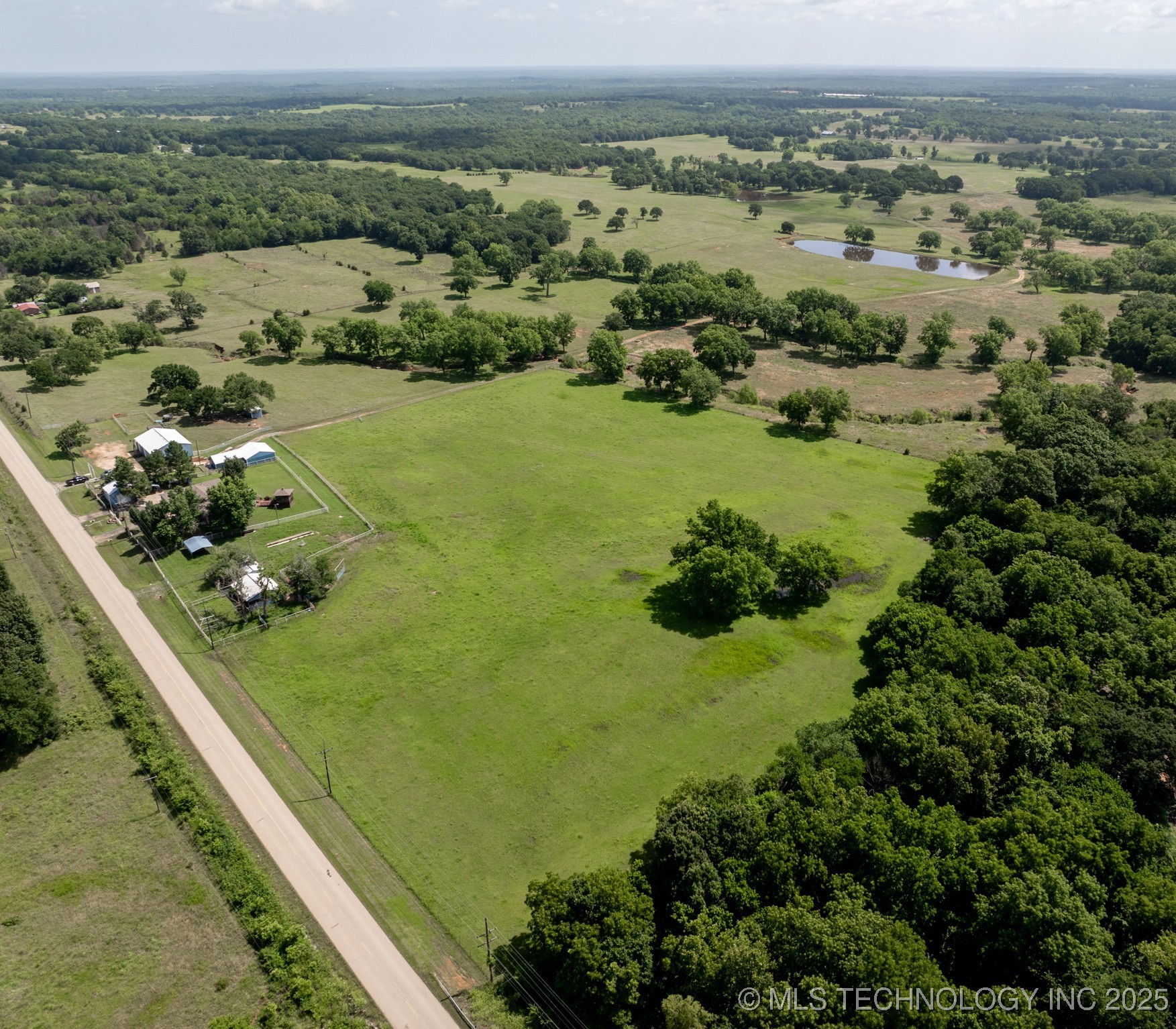 99126 N 3620 Road Property Photo 1
