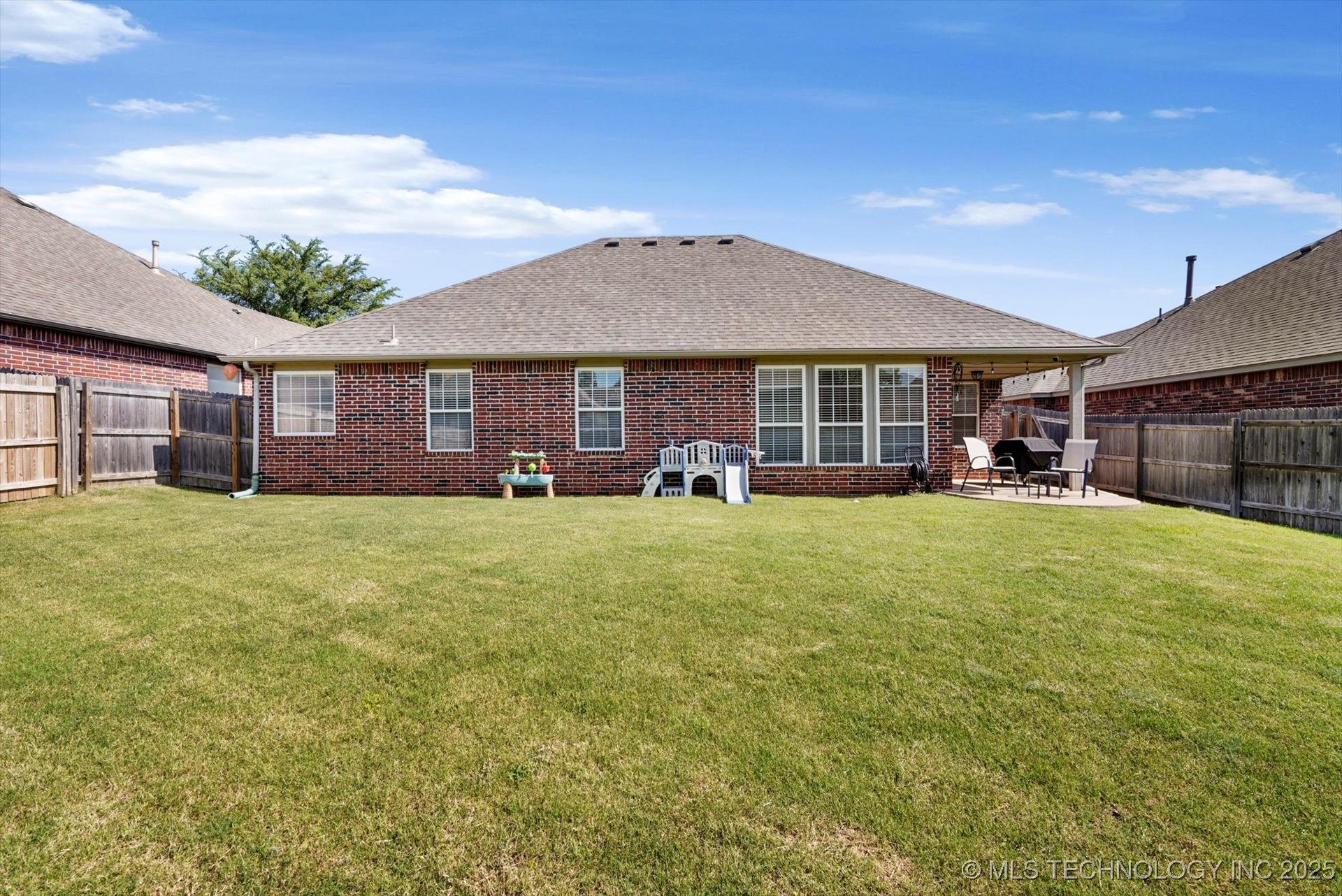 1801 E Montgomery Street Property Photo 3
