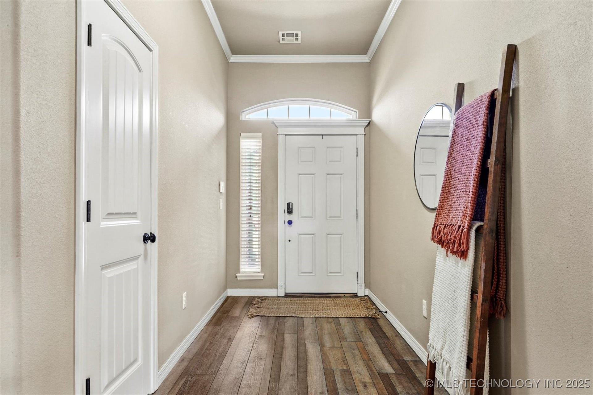 1801 E Montgomery Street Property Photo 7