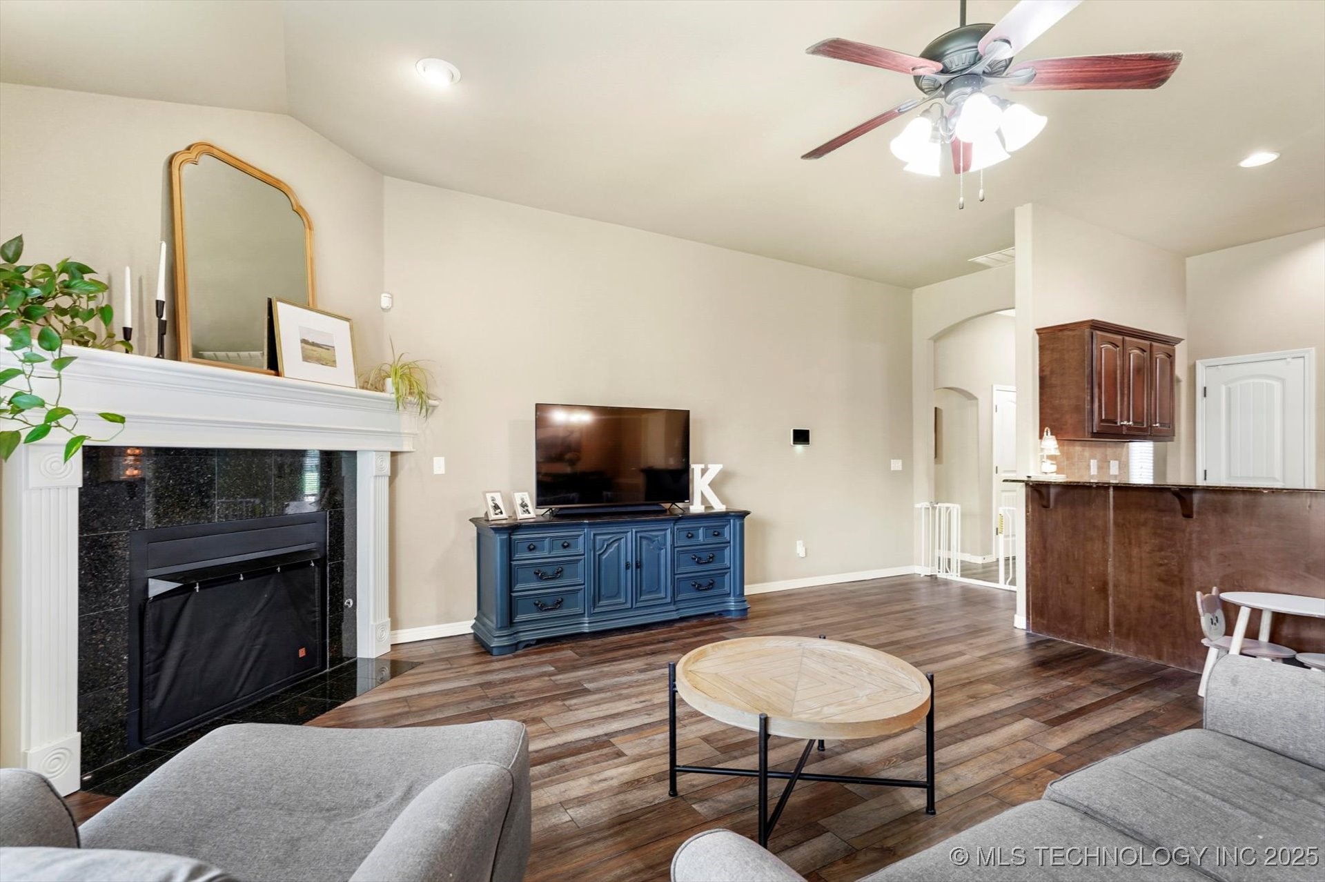 1801 E Montgomery Street Property Photo 11
