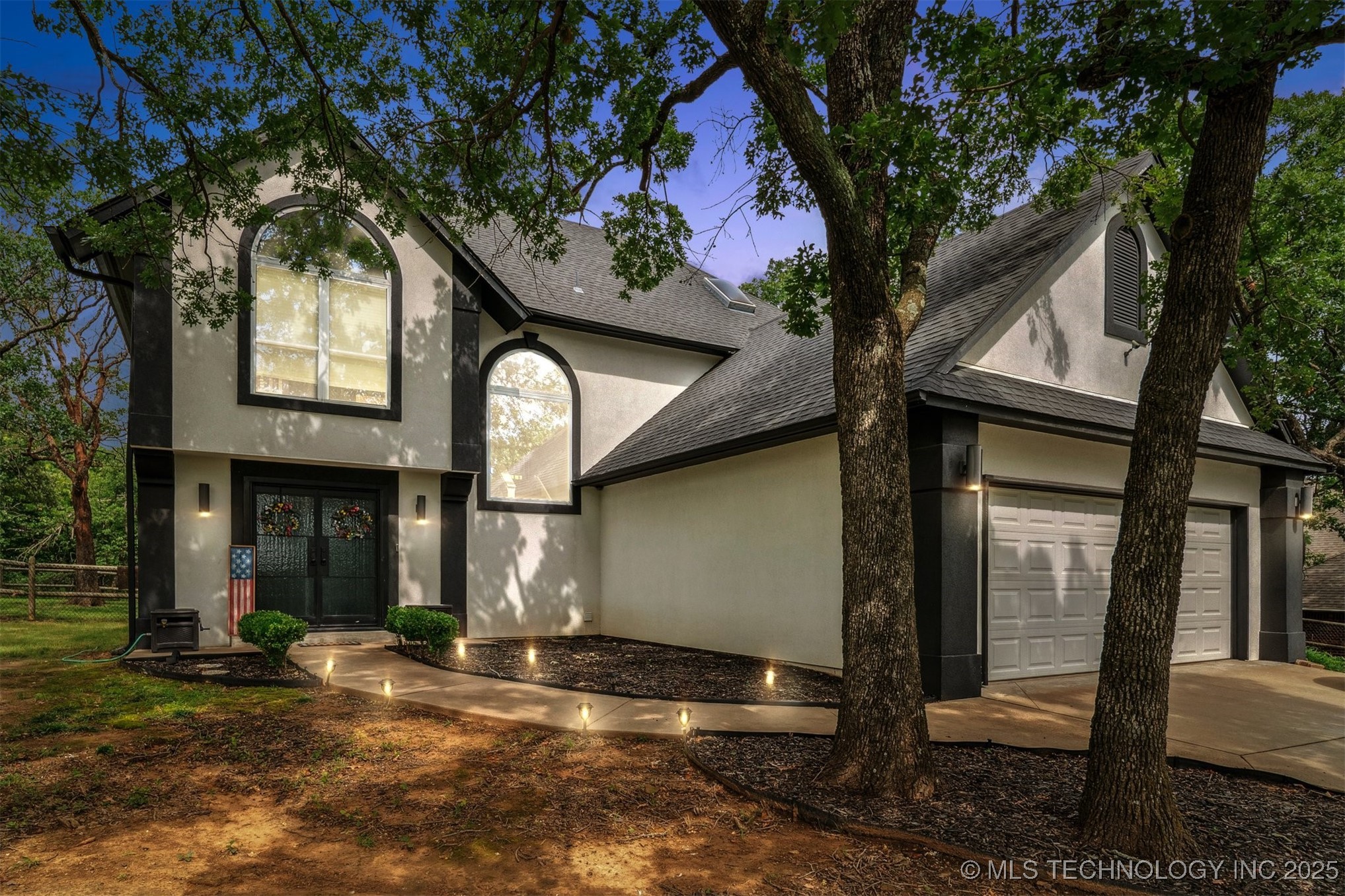 2702 Woodstone Drive Property Photo