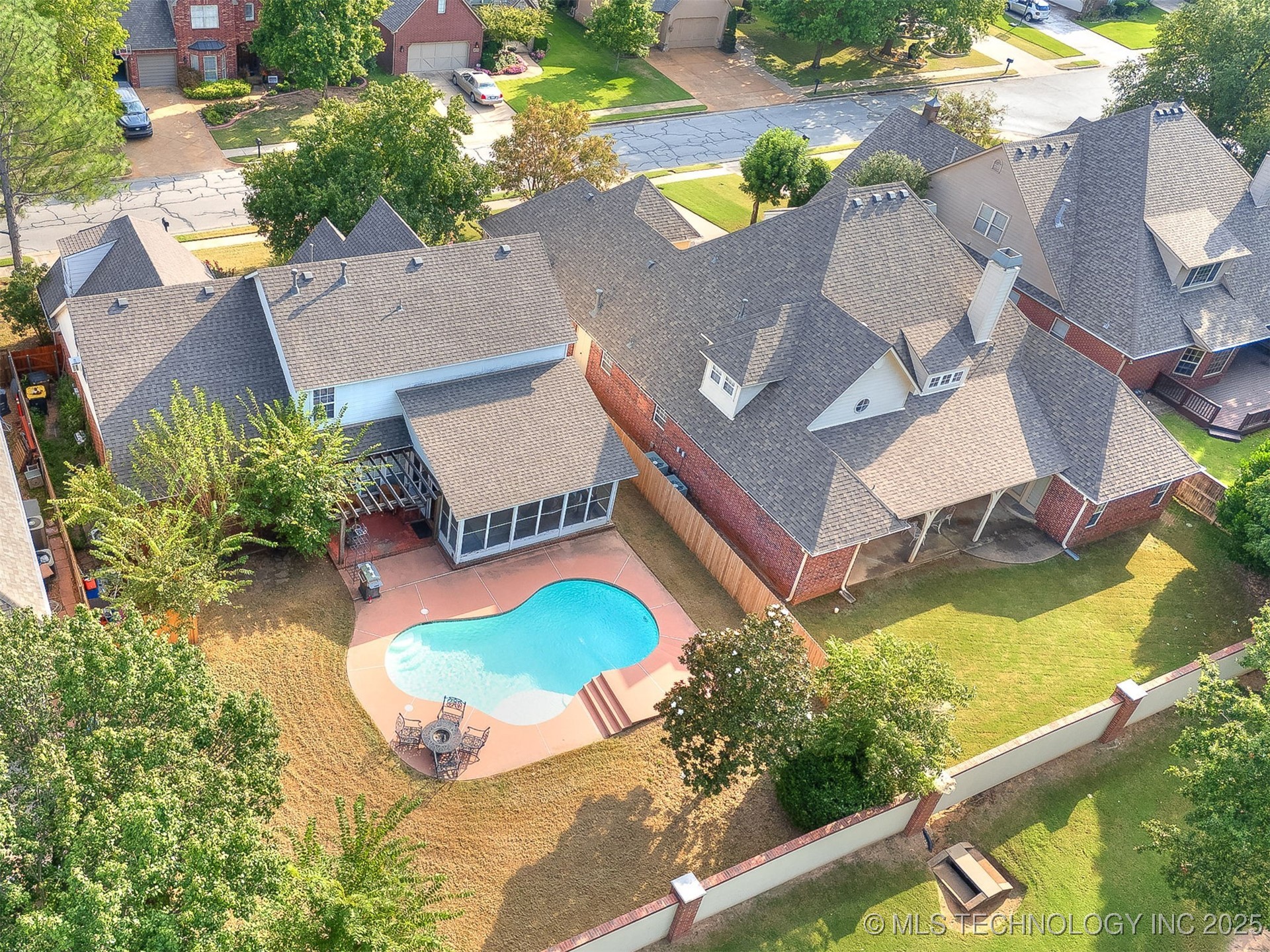 8711 E 101st East Place Property Photo 13