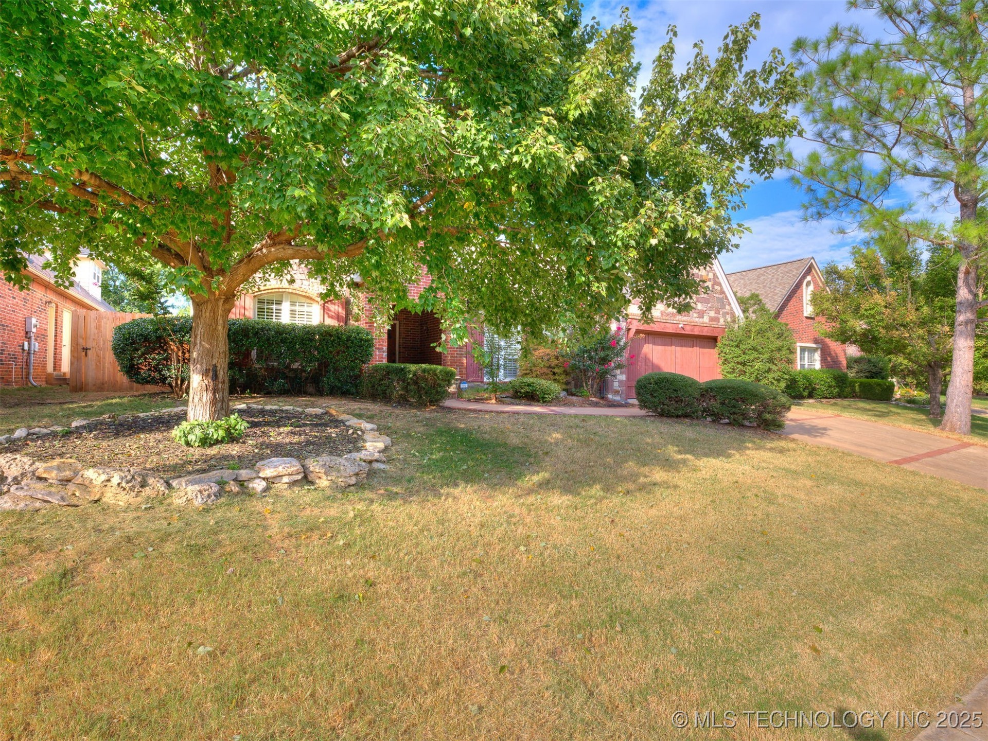 8711 E 101st East Place Property Photo 17