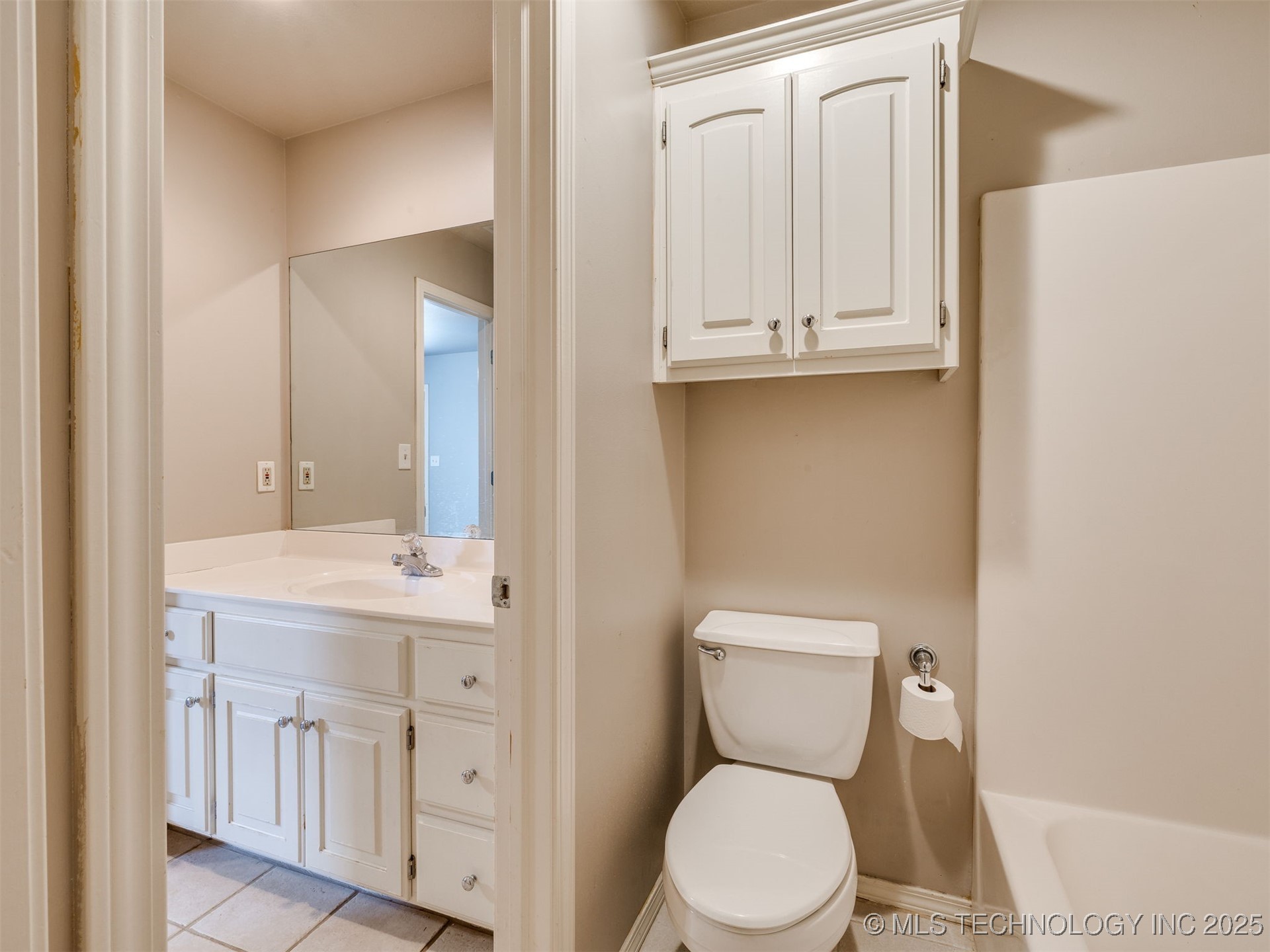 8711 E 101st East Place Property Photo 44