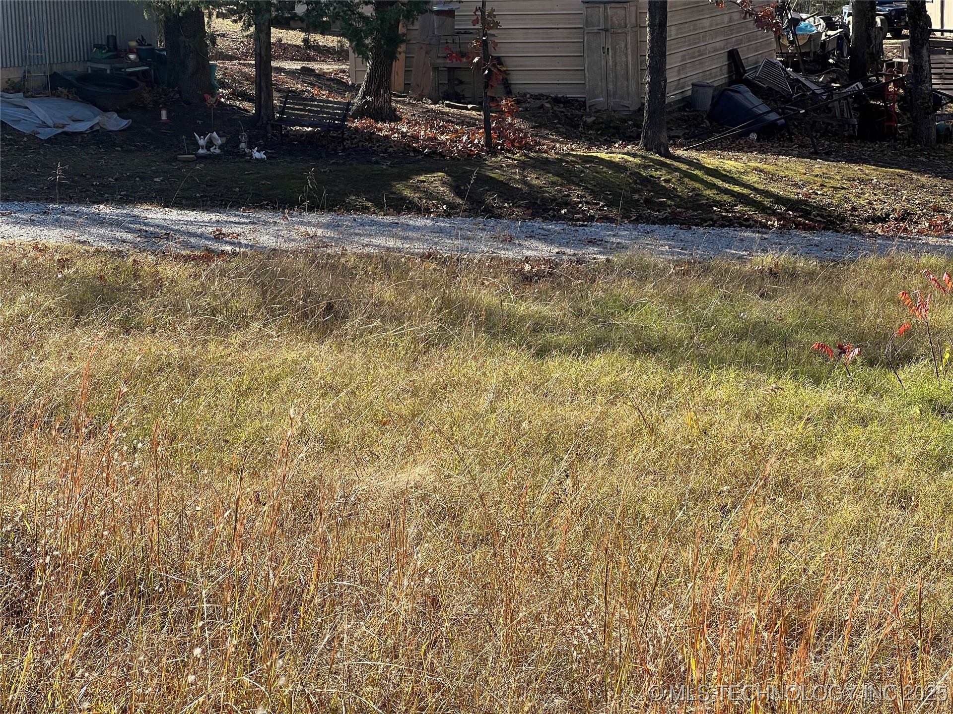 416673 Grizzly Lane Property Photo 7
