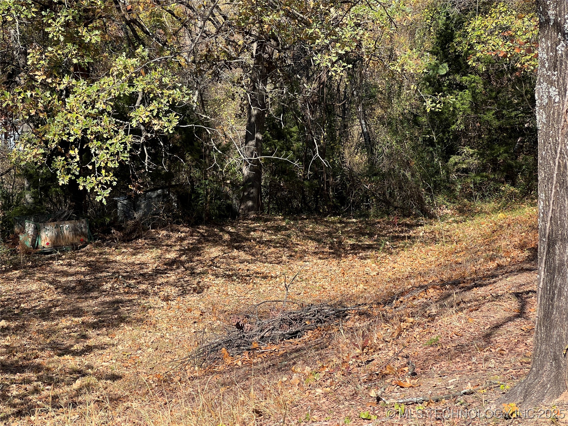 416673 Grizzly Lane Property Photo 8