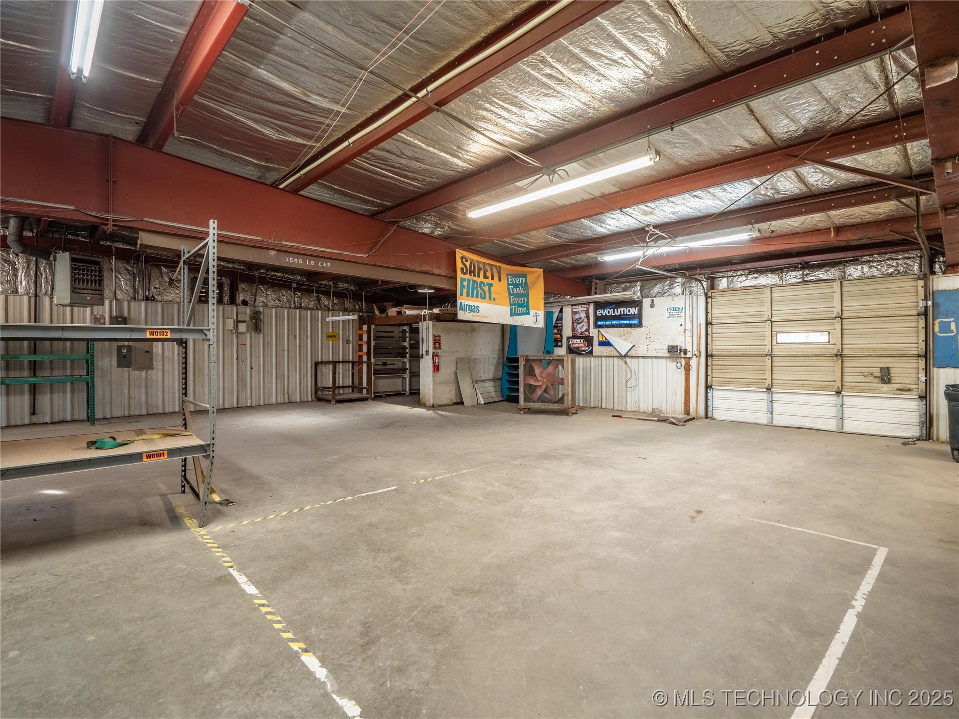 1 W Choctaw Property Photo 10