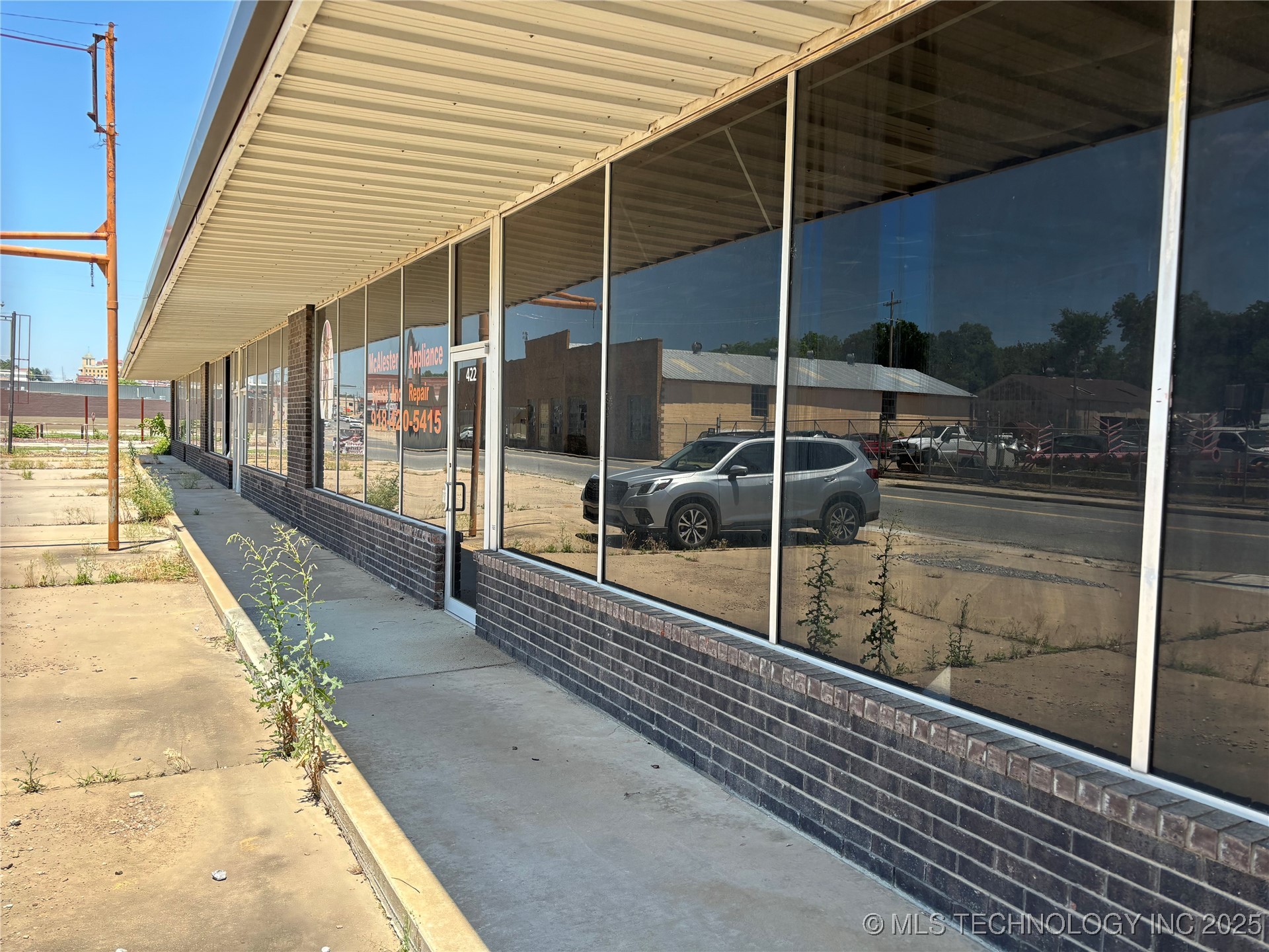 422 S Main Street Property Photo