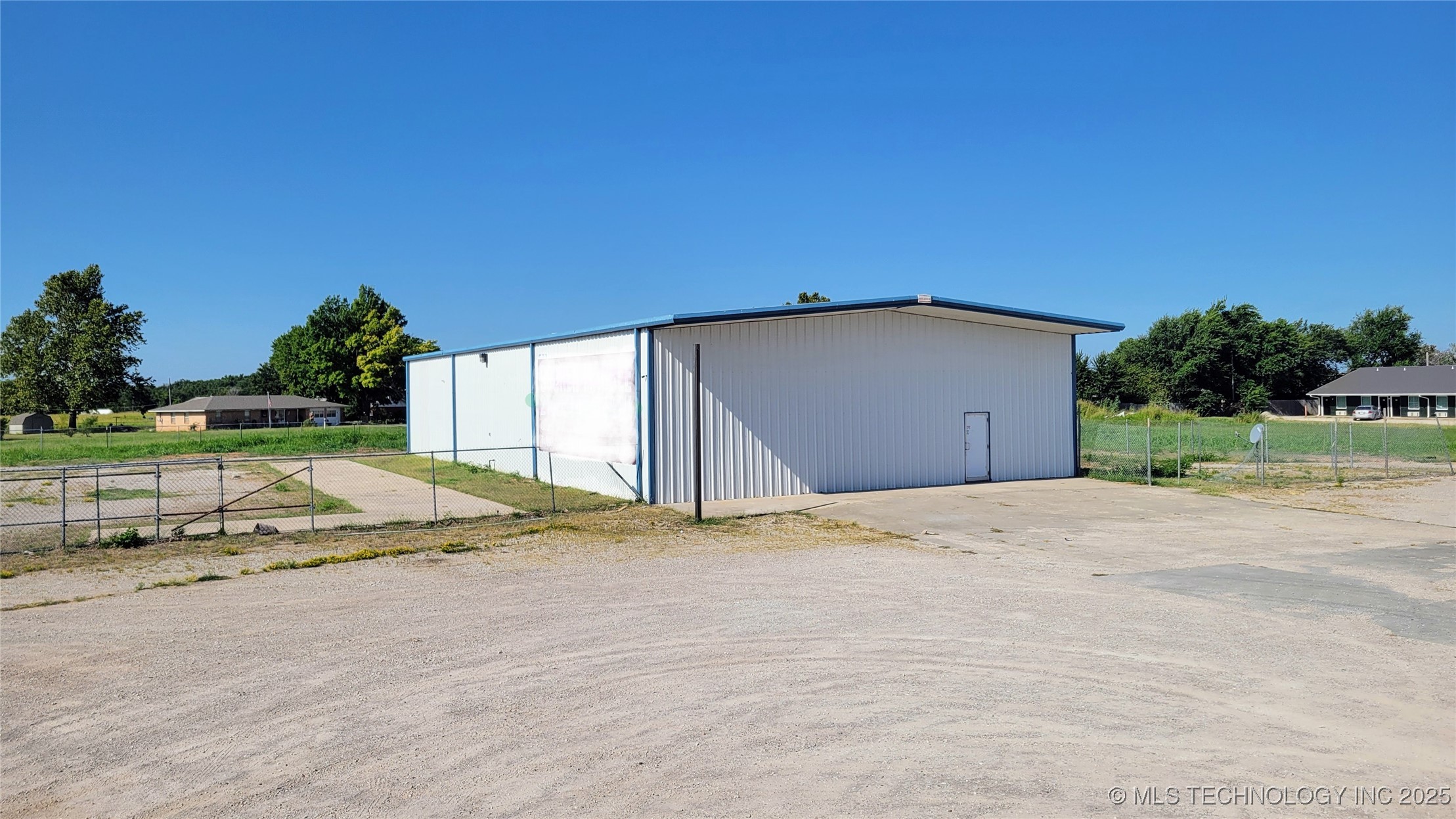 14310 Highway 177 Property Photo 2