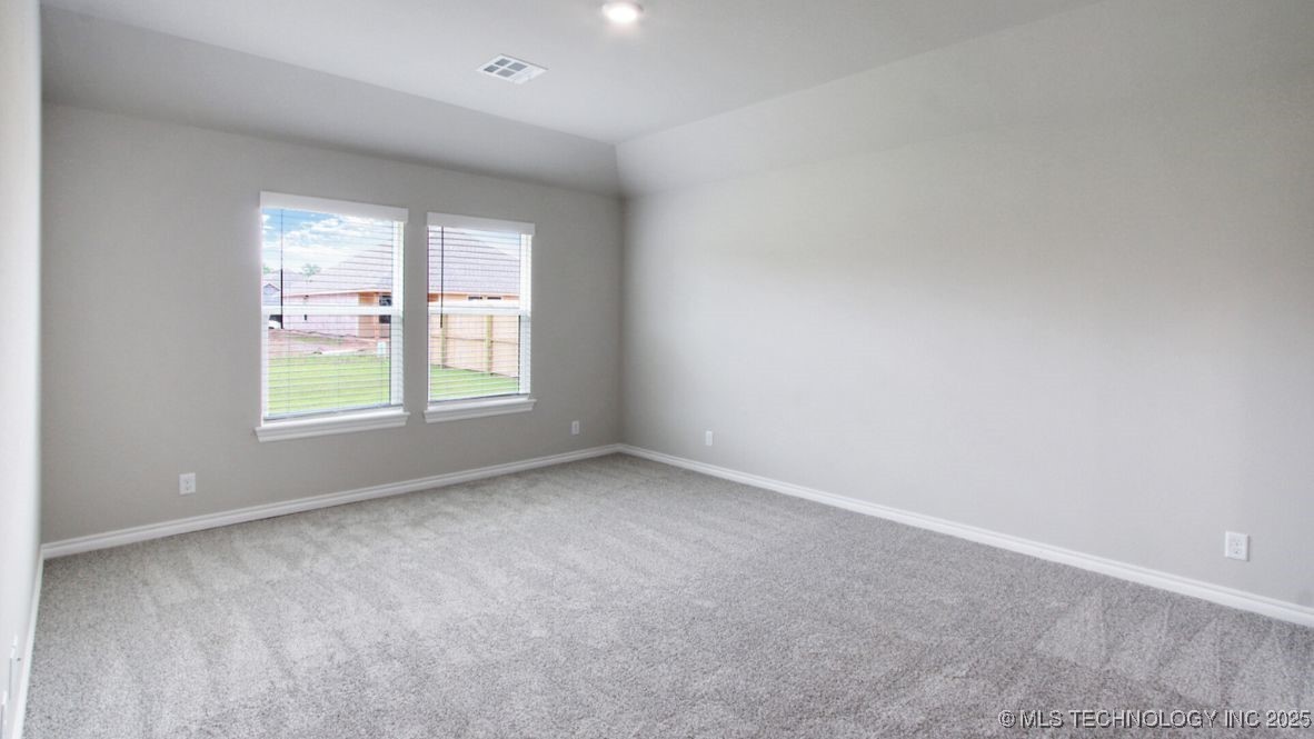 8609 E Dallas Street Property Photo 12